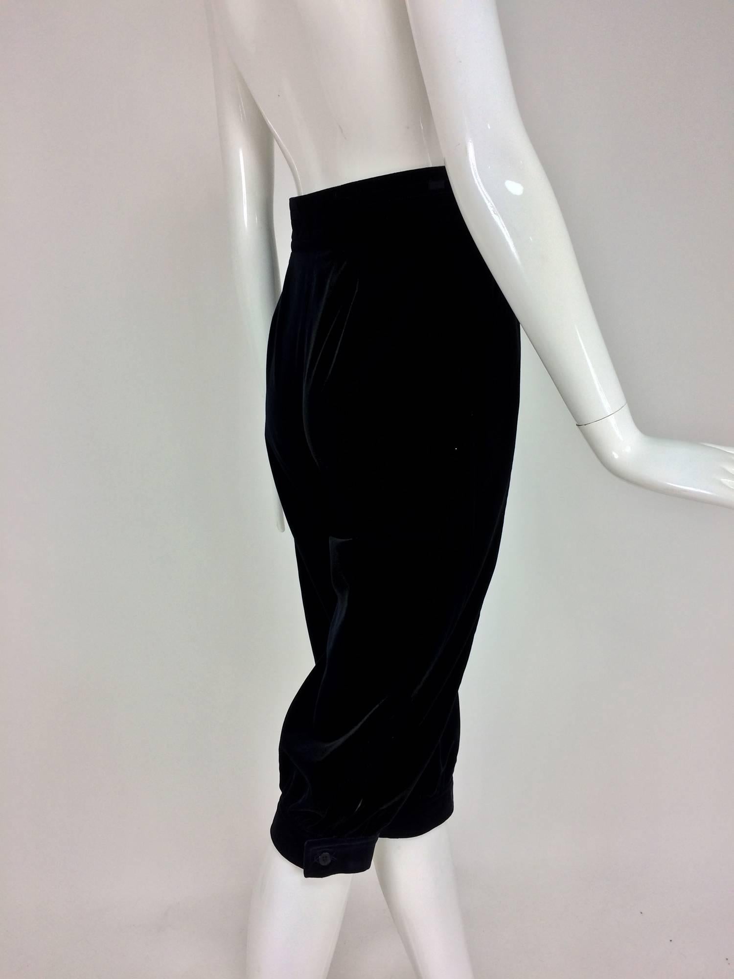 Yves St Laurent - Knickers en velours bleu marine et noir:: années 1970 Excellent état à West Palm Beach, FL
