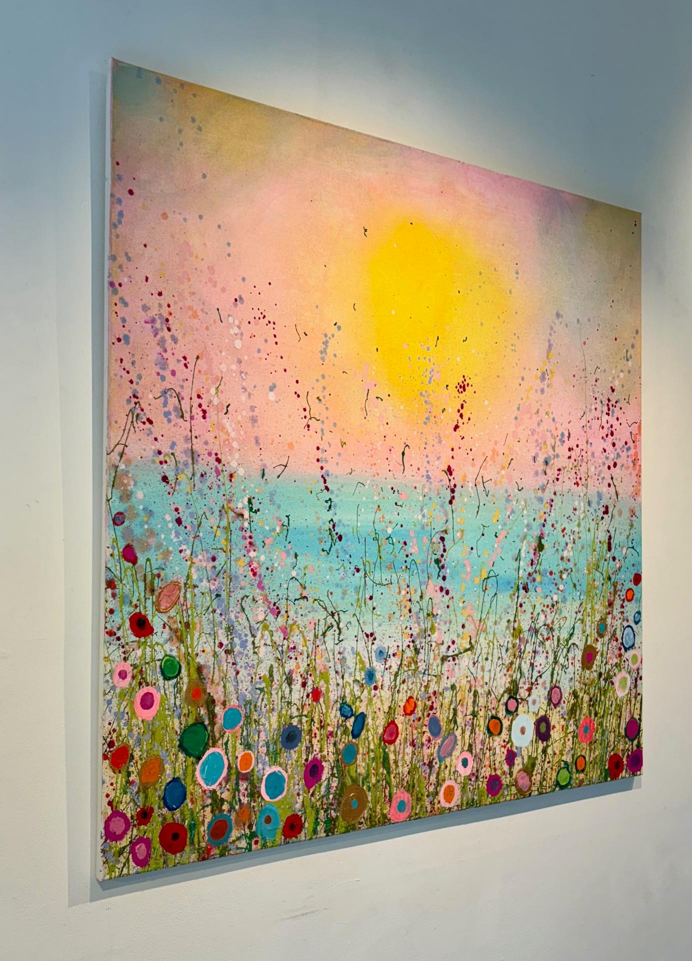 The Sea Whispers Sweet Tenderness - peinture à l'huile abstraite et florale - art contemporain - Painting de Yvonne Coomber