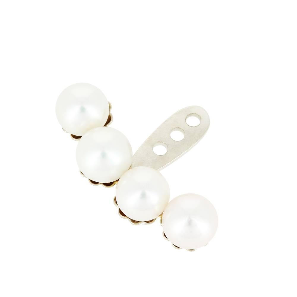 Yvonne Leon Contemporary 18K Ear Jacket with Four Pearl and Stud Pearl 18K Gold In New Condition For Sale In Paris, FR