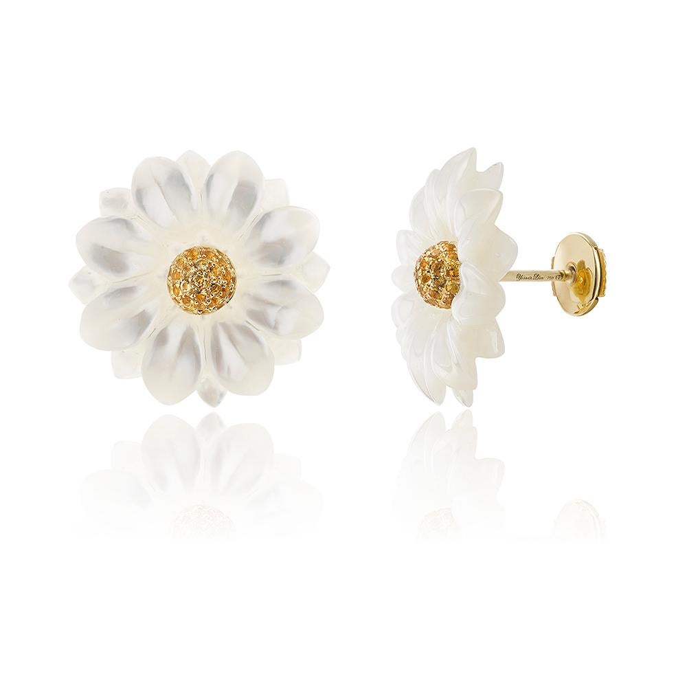 Yvonne Leon's Earring Daisy in Yellow Gold 18 carats With Citrine and MOP In New Condition In Paris, FR