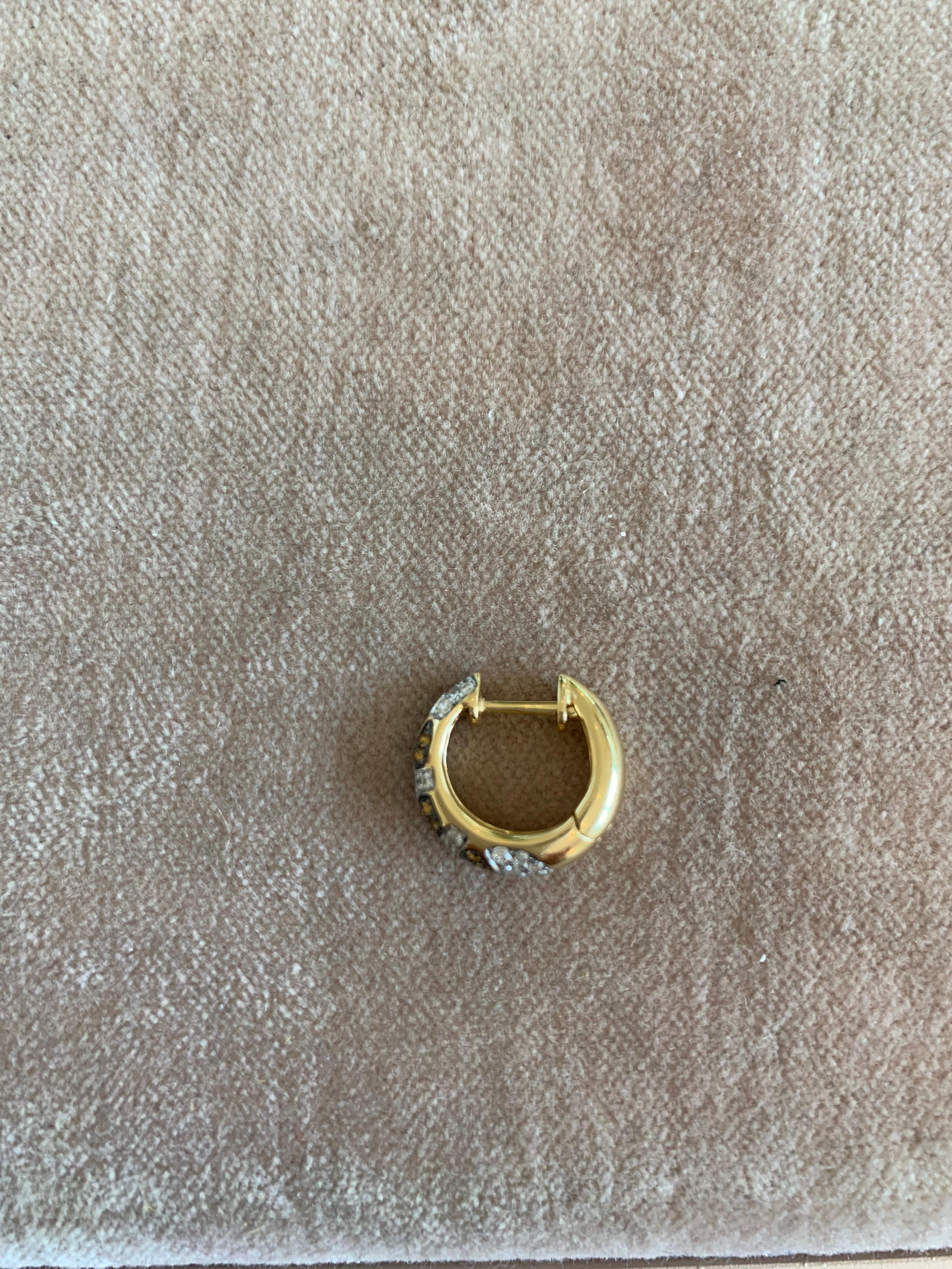 Yvonne Leon's Earring Hoop in 18 Karat Yellow Gold with Diamonds 1