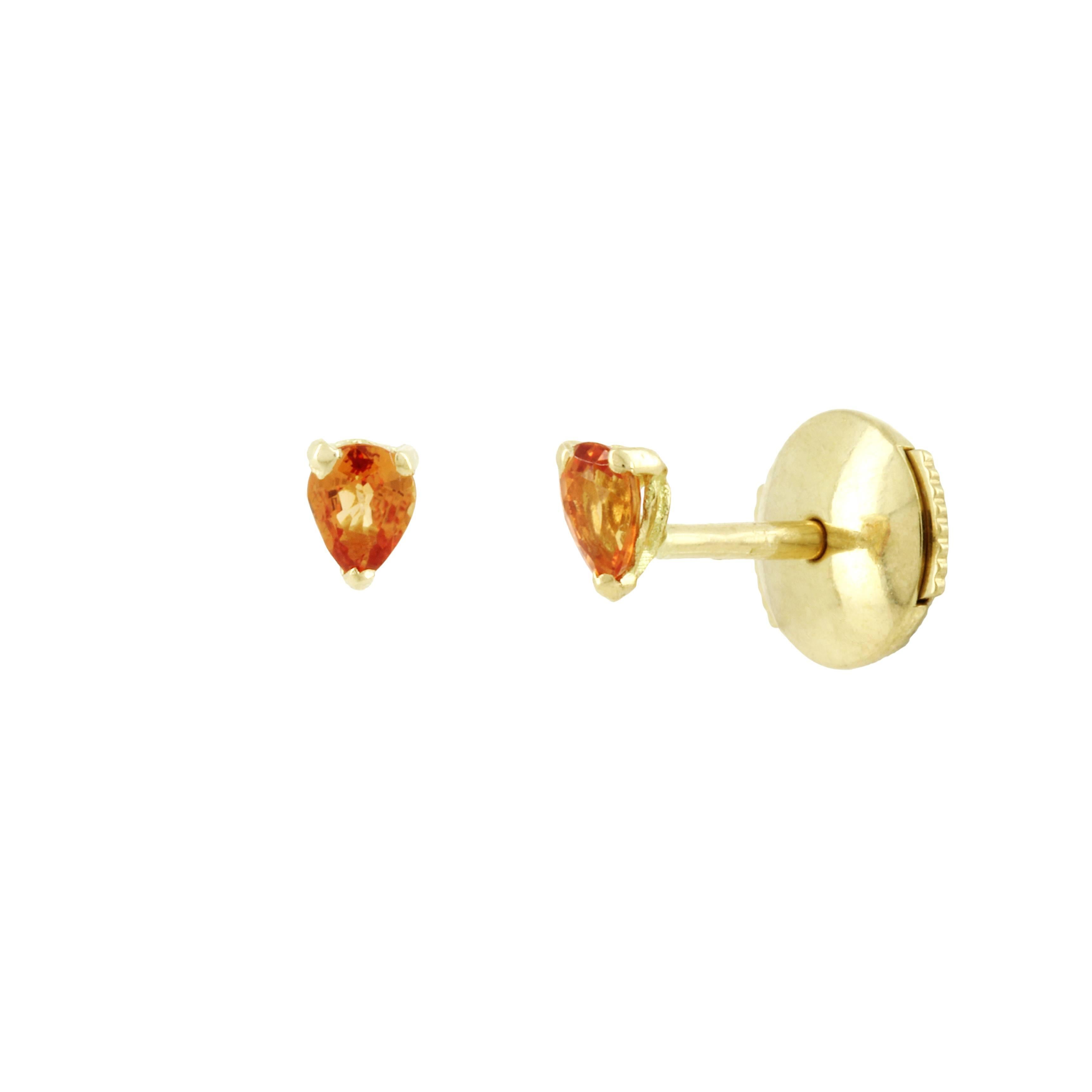 Stud in gold 18 carats 0,6gr, Orange sapphire 0,10 carats approx.
Ear-jacket in gold 18 carats 1,2gr, Multicolored Sapphires 0,50 carats approx.
Alpa System
Sold by unit