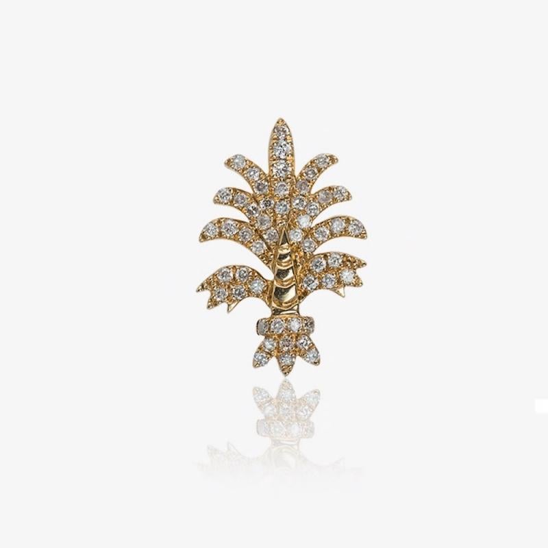 Yvonne Leon's Earring Lily Flower in 18 Karat Yellow Gold with Diamonds In New Condition In Paris, FR