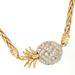 Yvonne Leon's Necklace Pineapple Closure in 18 Karat Yellow Gold with Diamonds