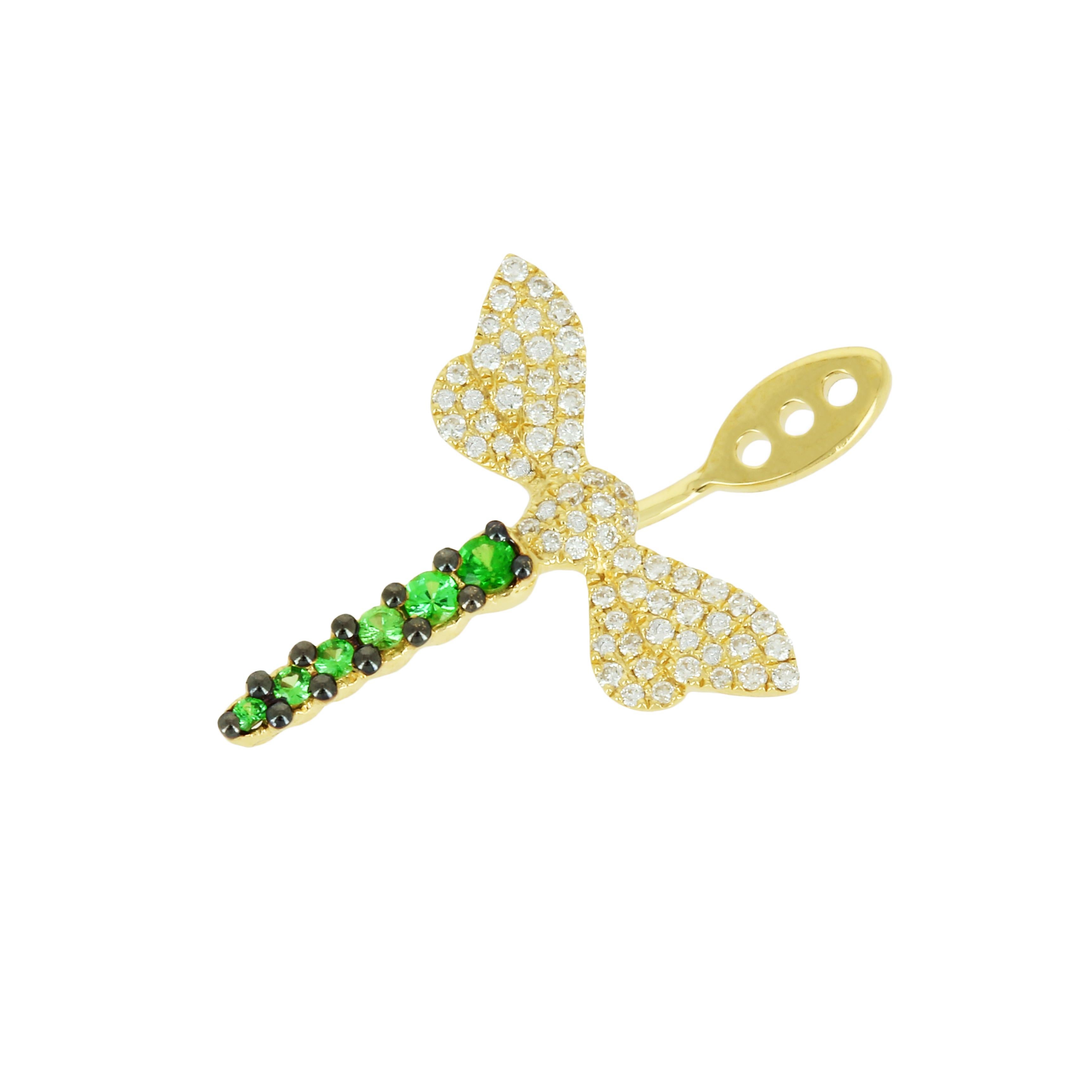 Yvonne Leon's Pair of Dragonfly Earrings in Diamonds and Tsavorites In New Condition For Sale In Paris, FR