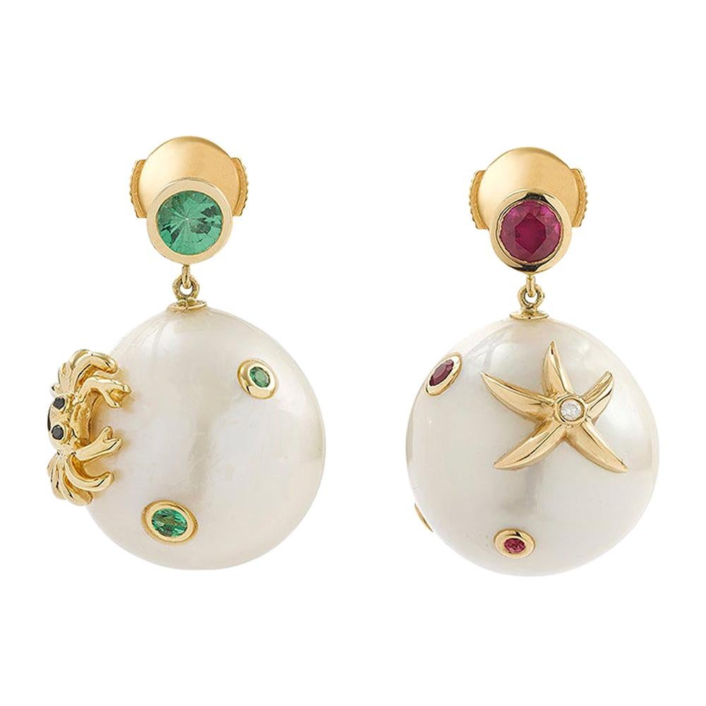 Yvonne Leon's Pair of Earrings in 18 Carat Yellow Gold Pearls Tsavorite and Ruby For Sale