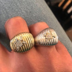 Yvonne Leon's Ring Crab in Yellow Gold 18 Carat and Diamonds