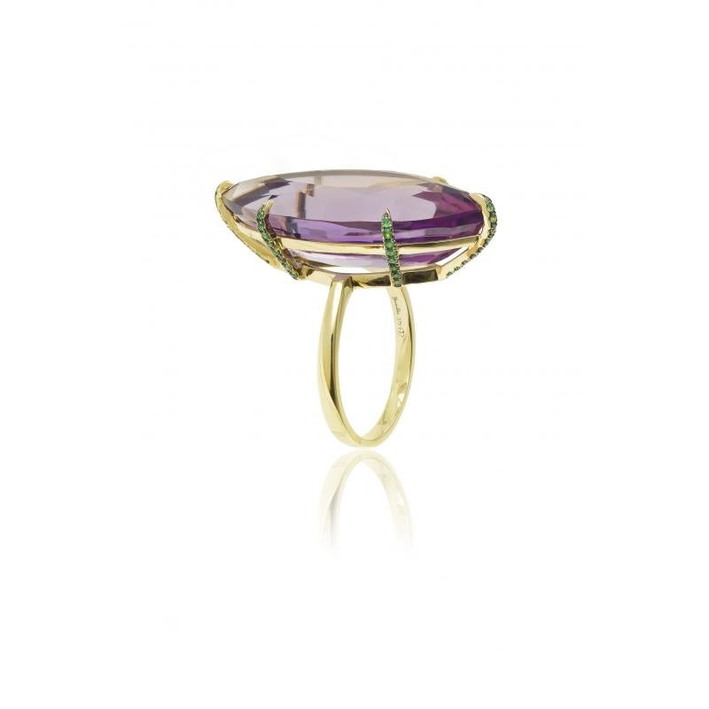 Ring in Gold 9 carats 7,5 gr approx.
Amethyst 22ct approx.
Tsavorites 0,30ct approx.
