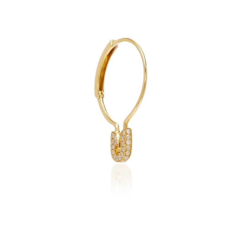 Single earring in 18K Yellow gold 1,3 gr approx.
Grey Diamonds 0,23ct approx.
Sold by Unit as a Single Earring
