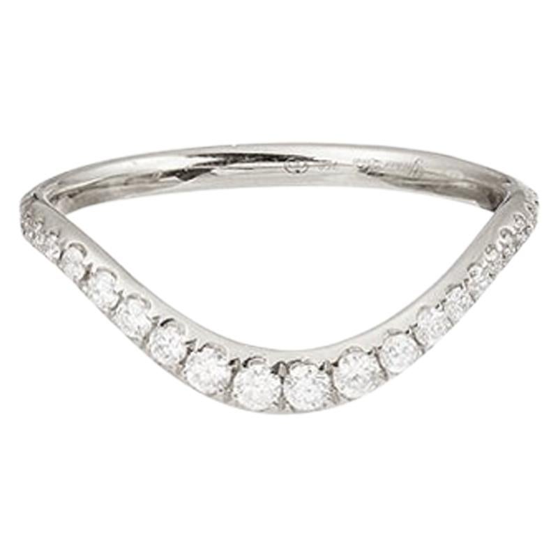 Yvonne Leon's Wave Ring in 18 Karat White Gold with Diamonds For Sale