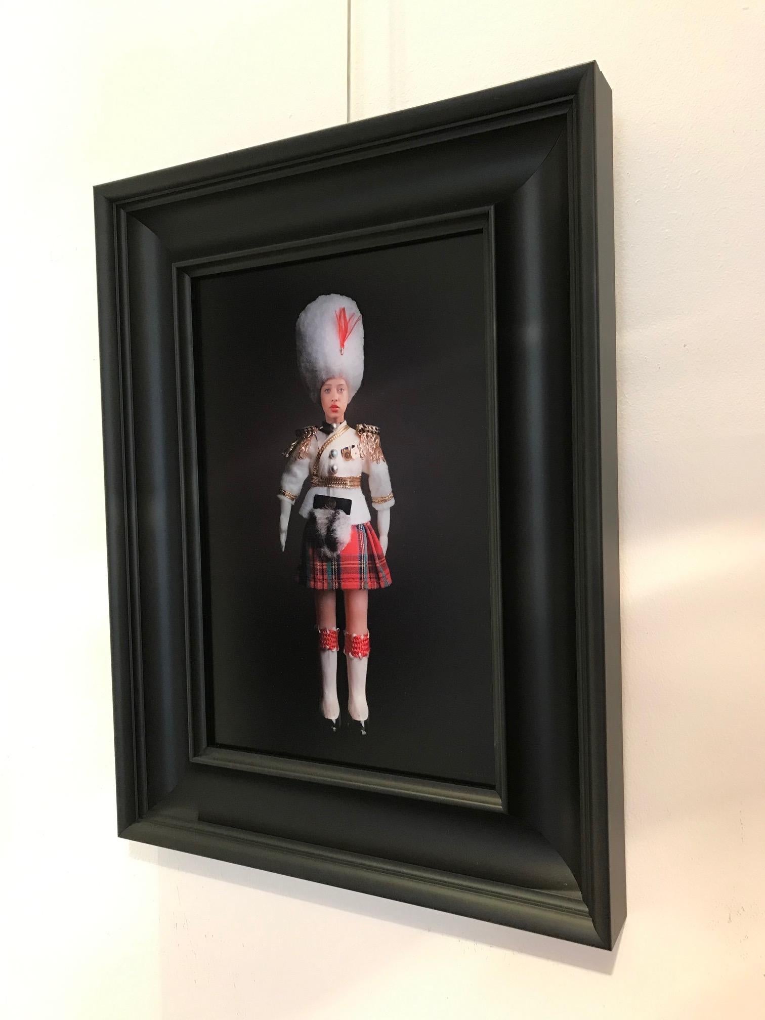 ''Bambola vivente Froukje'' Ritratto di una bambola vivente in costume olandese 2