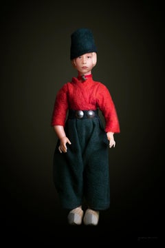 „Lebende Puppe Sytse“ Porträt einer lebenden Puppe in altem holländischem Kostüm