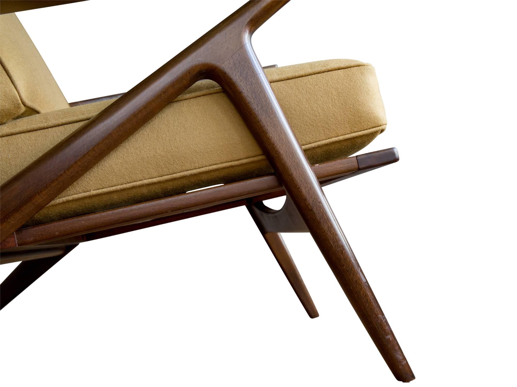 Z Chair By Poul Jensen For Selig At 1stdibs Z Chair By Poul Jensen For Selig At 1stdibs