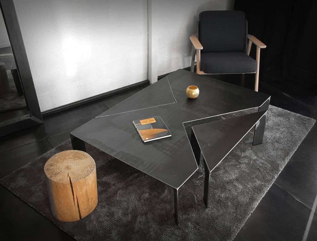 Z Coffee Table in Raw Steel Hand-Crafted In Excellent Condition For Sale In Paris, FR