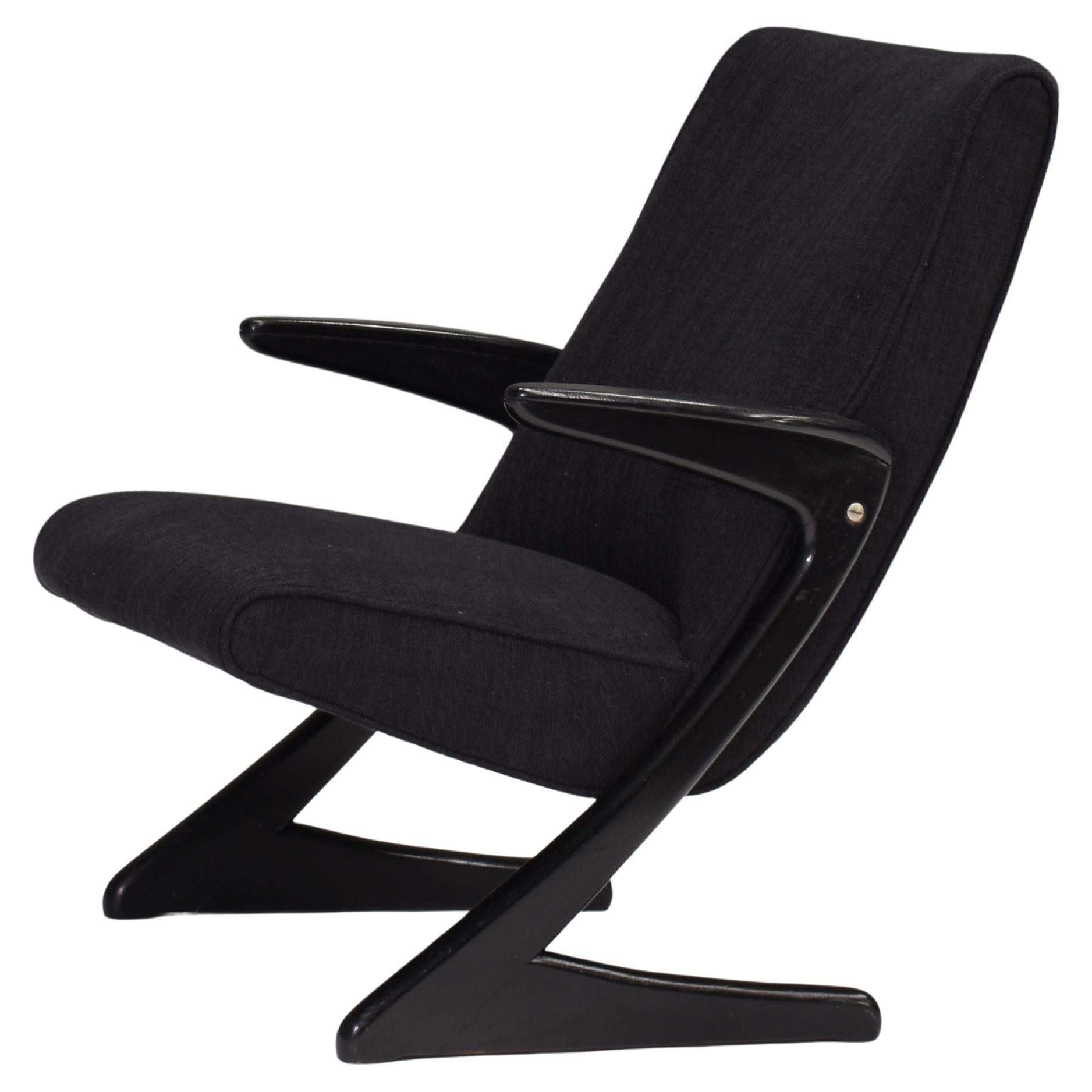 Mid-Century Modern Icon – Bengt Ruda Armchair for Nordiska, Sweden (circa 1960)

Sculptural and sophisticated, this striking armchair by Bengt Ruda for Nordiska Kompaniet is a rare example of Swedish mid-century design at its finest. The bold,