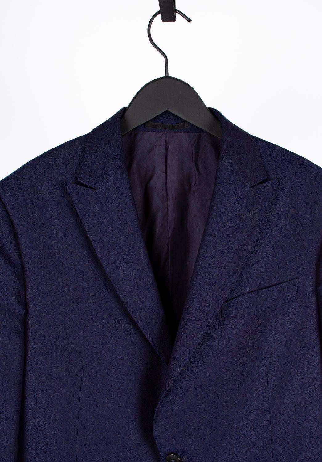 Check my other listings. Have many more designer clothes for sale. Open to any offers.
Item for sale is 100% genuine Z Zegna 2 button Men Blazer, S1124, TR8
Color: shinny blue
(An actual color may a bit vary due to individual computer screen