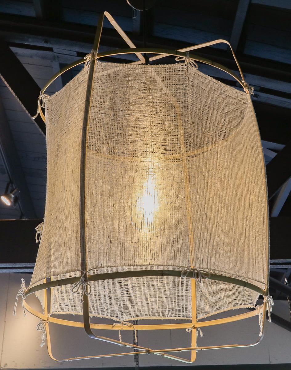 Z2 Blond White Silk Pendant Chandelier by Ay Illuminate In New Condition For Sale In Los Angeles, CA