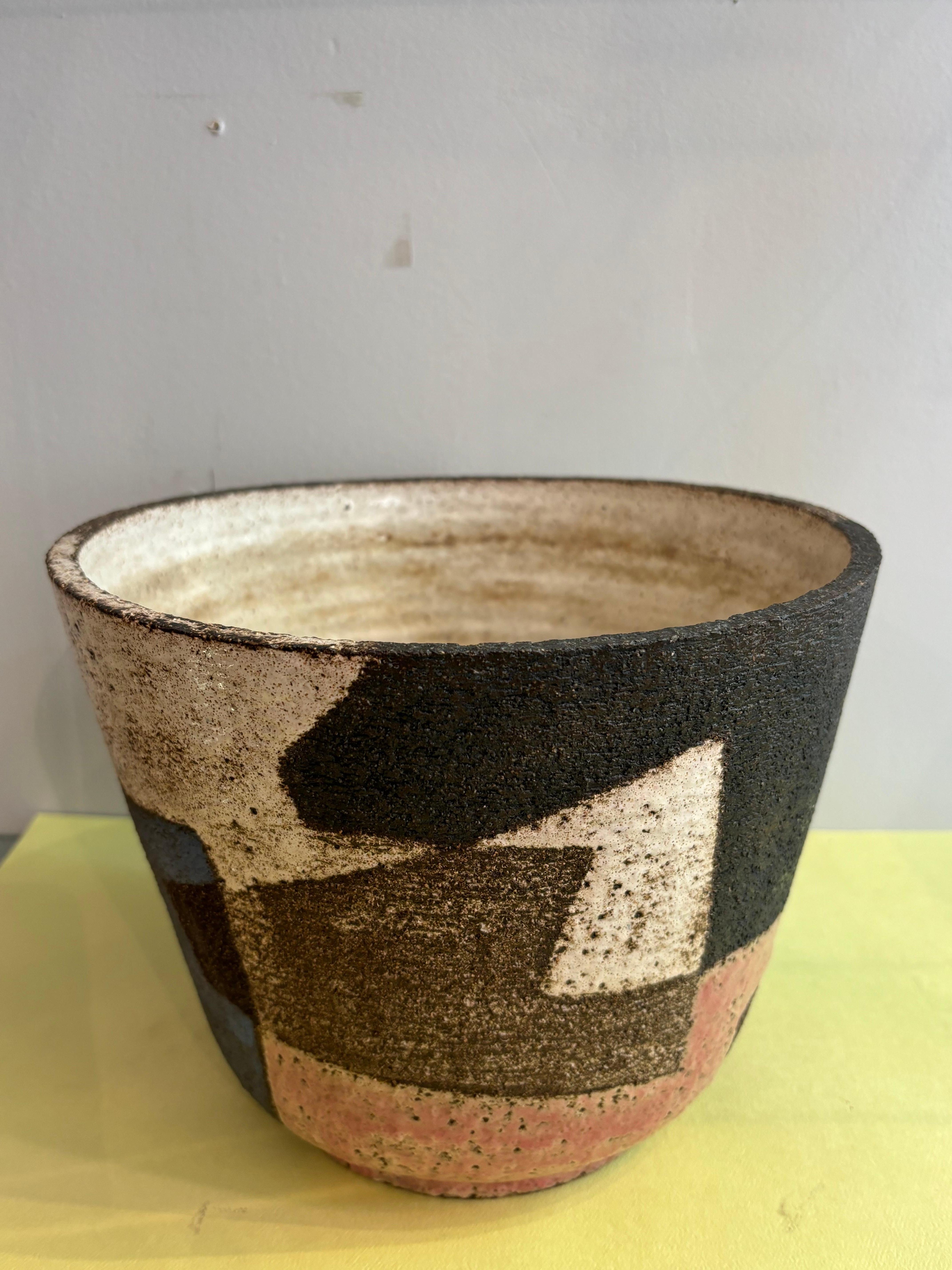 Zaalberg Holland Stoneware Large Bowl  Beautiful Geometric Pattern in shades of Brown, Pink and Black.  One tight hairline as seen in photo.