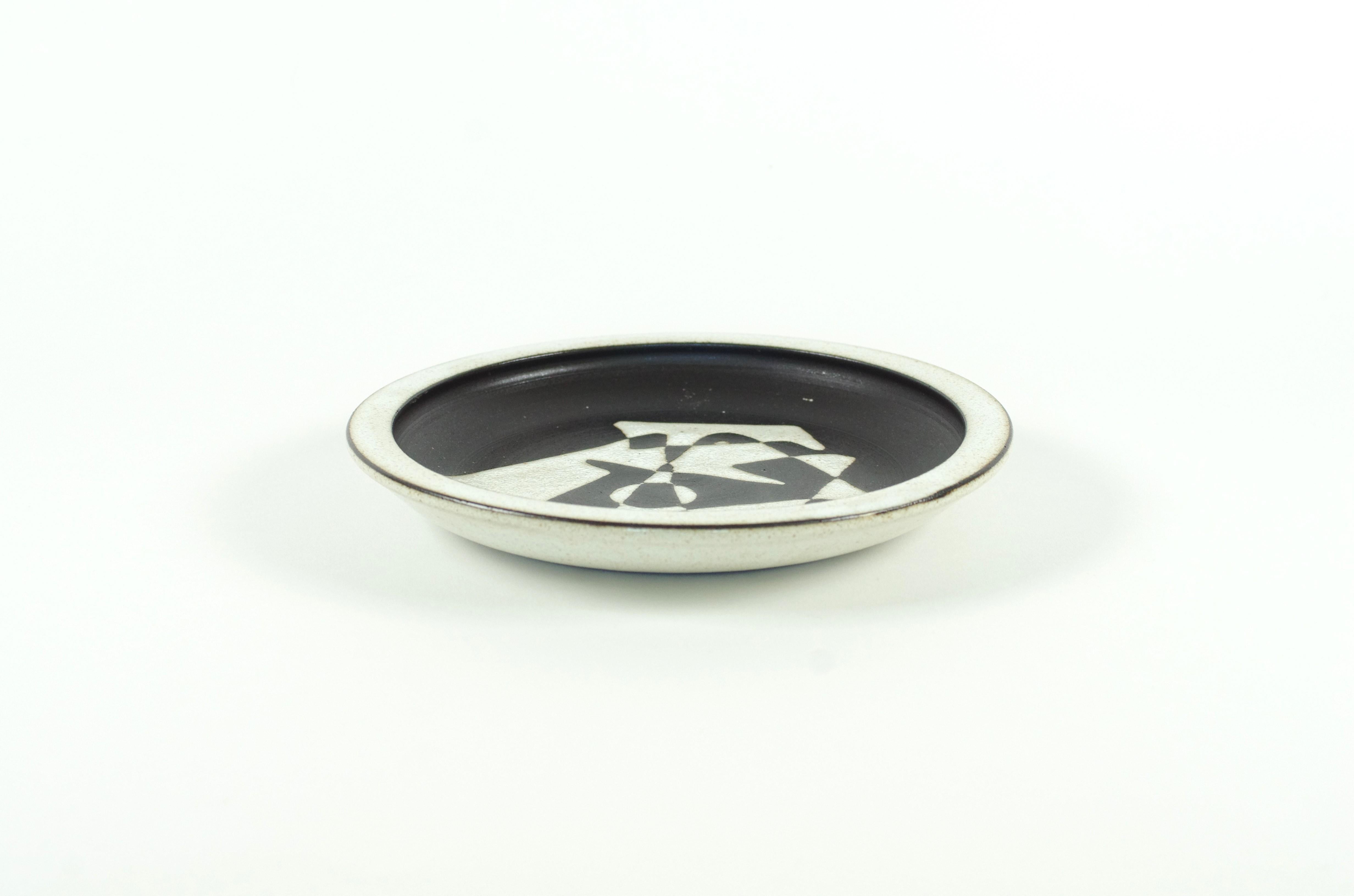 Dutch Zaalberg plate abstract style For Sale