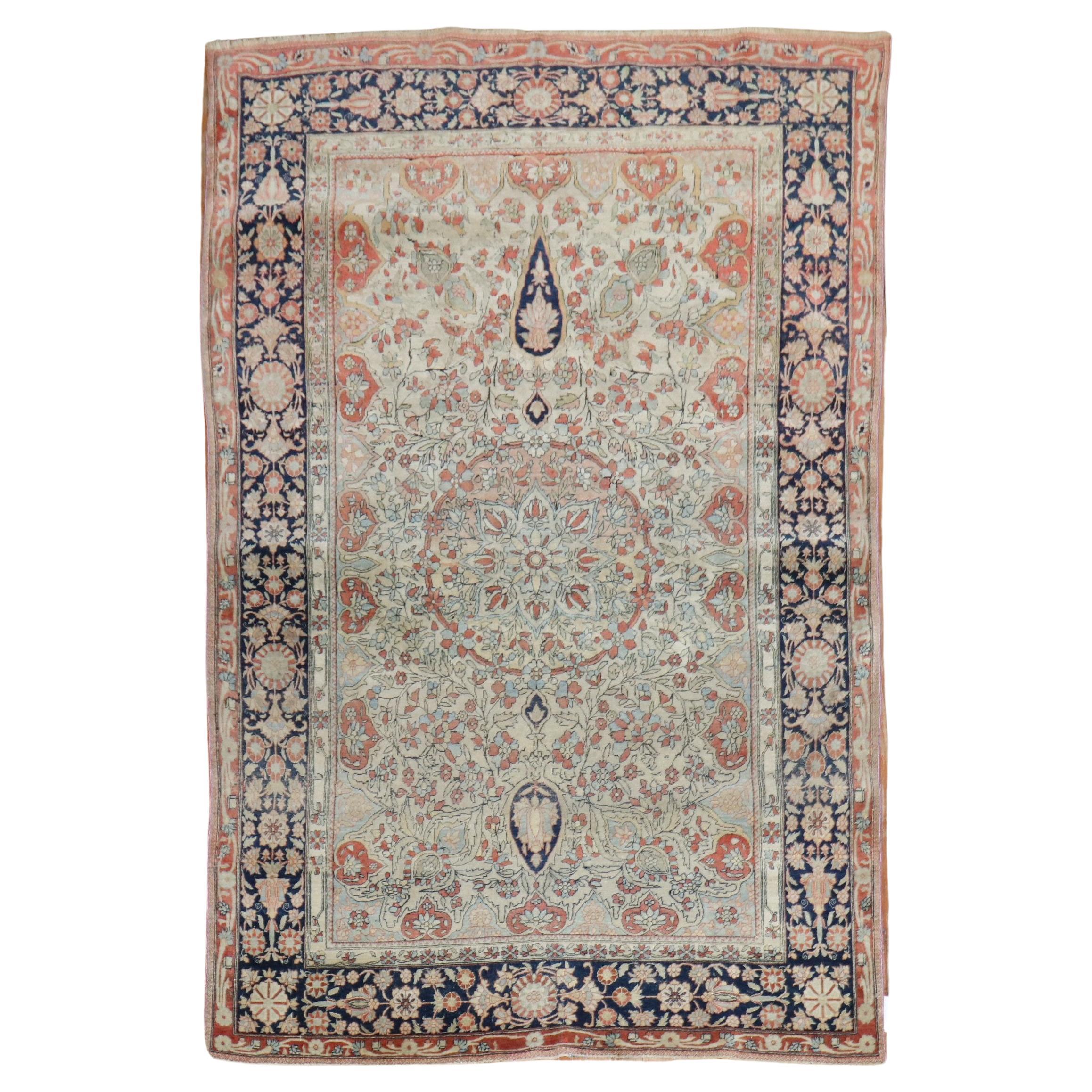 The Collective 19th Century Antique Mohtasham Kashan Accent size Rug (tapis d'accent) en vente