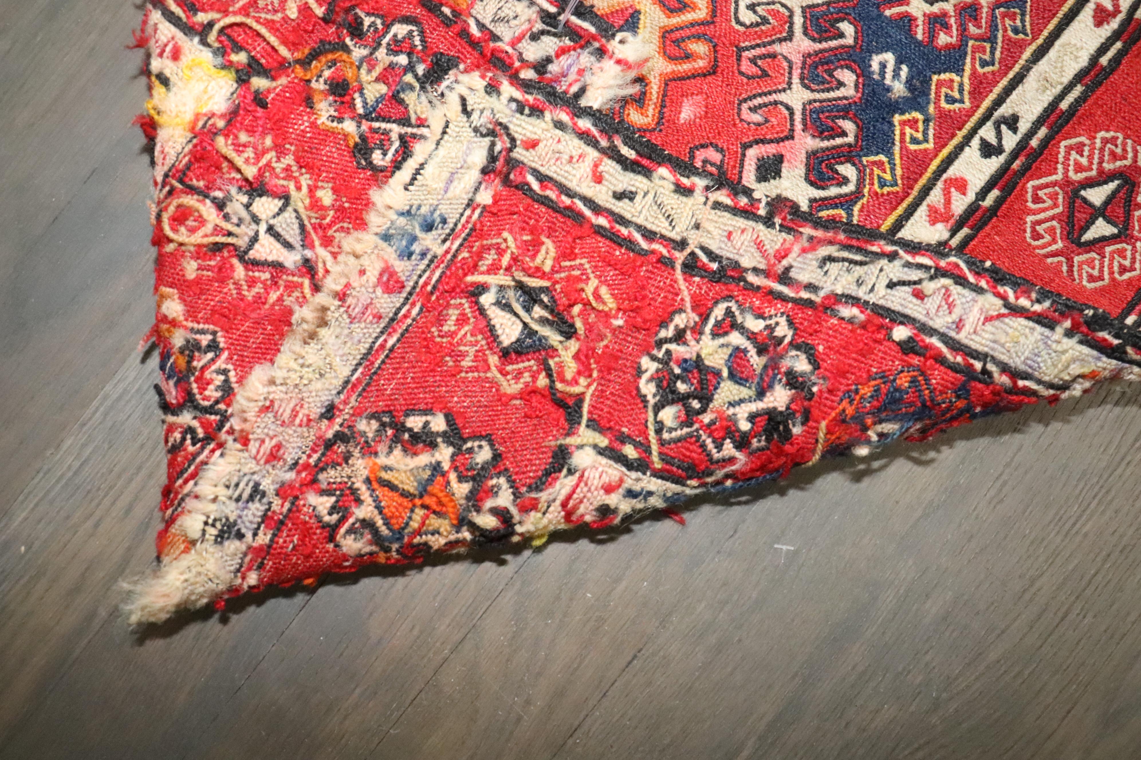 Zabihi Collection 19th Century Antique Persian Soumac (Stammeskunst) im Angebot