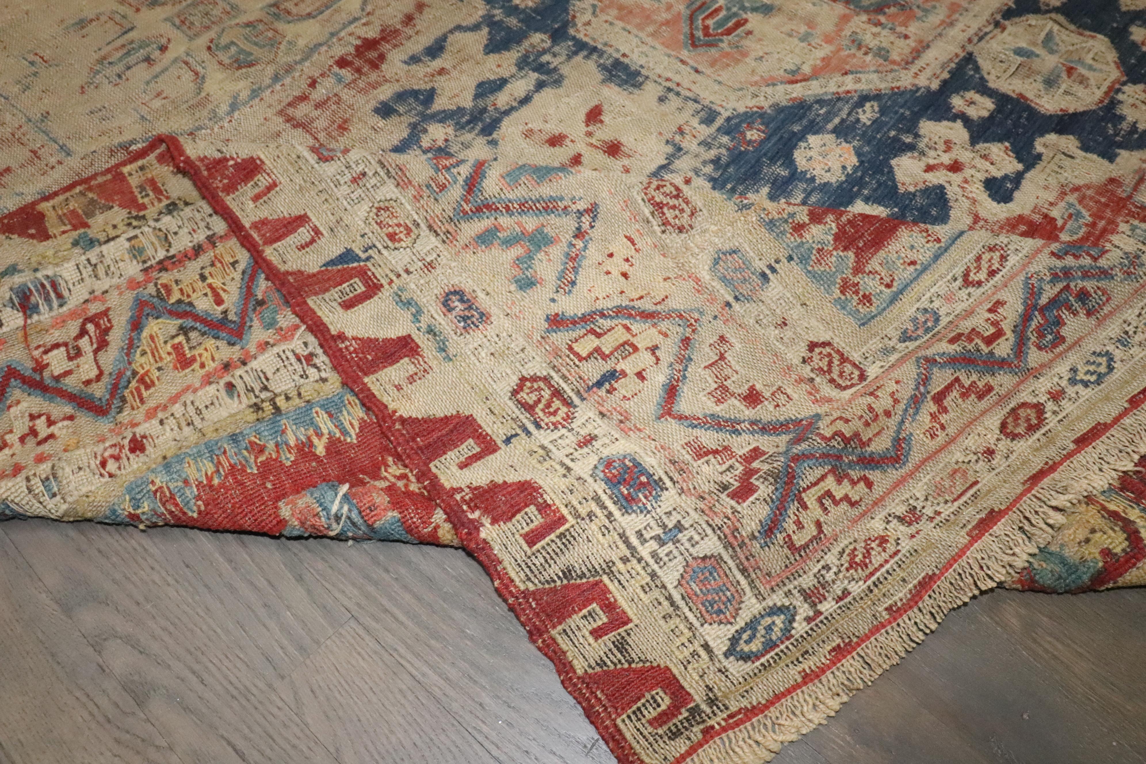 Colección Zabihi Siglo XIX Persa Antiguo Soumac Tejido a mano en venta