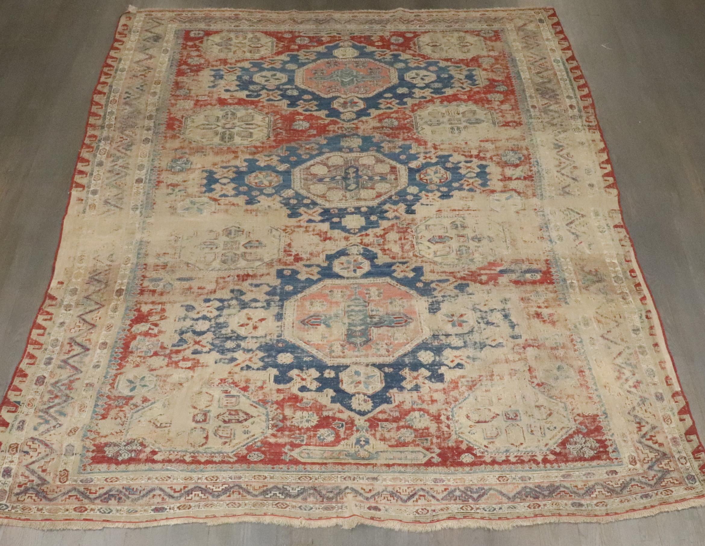 Colección Zabihi Siglo XIX Persa Antiguo Soumac en venta 1