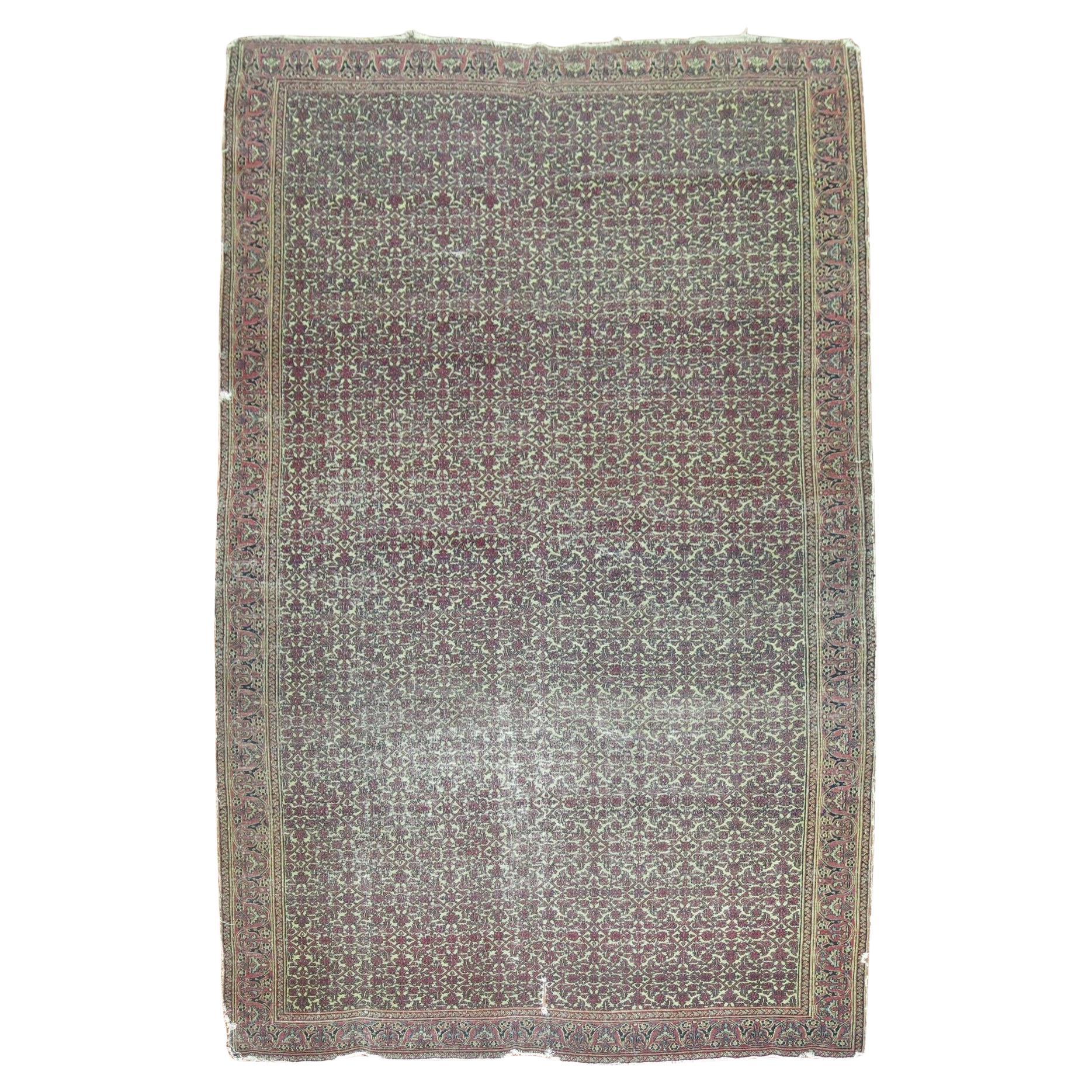 Zabihi Kollektion 19. Jahrhundert Distressed Persischer Teppich im Used-Look im Angebot
