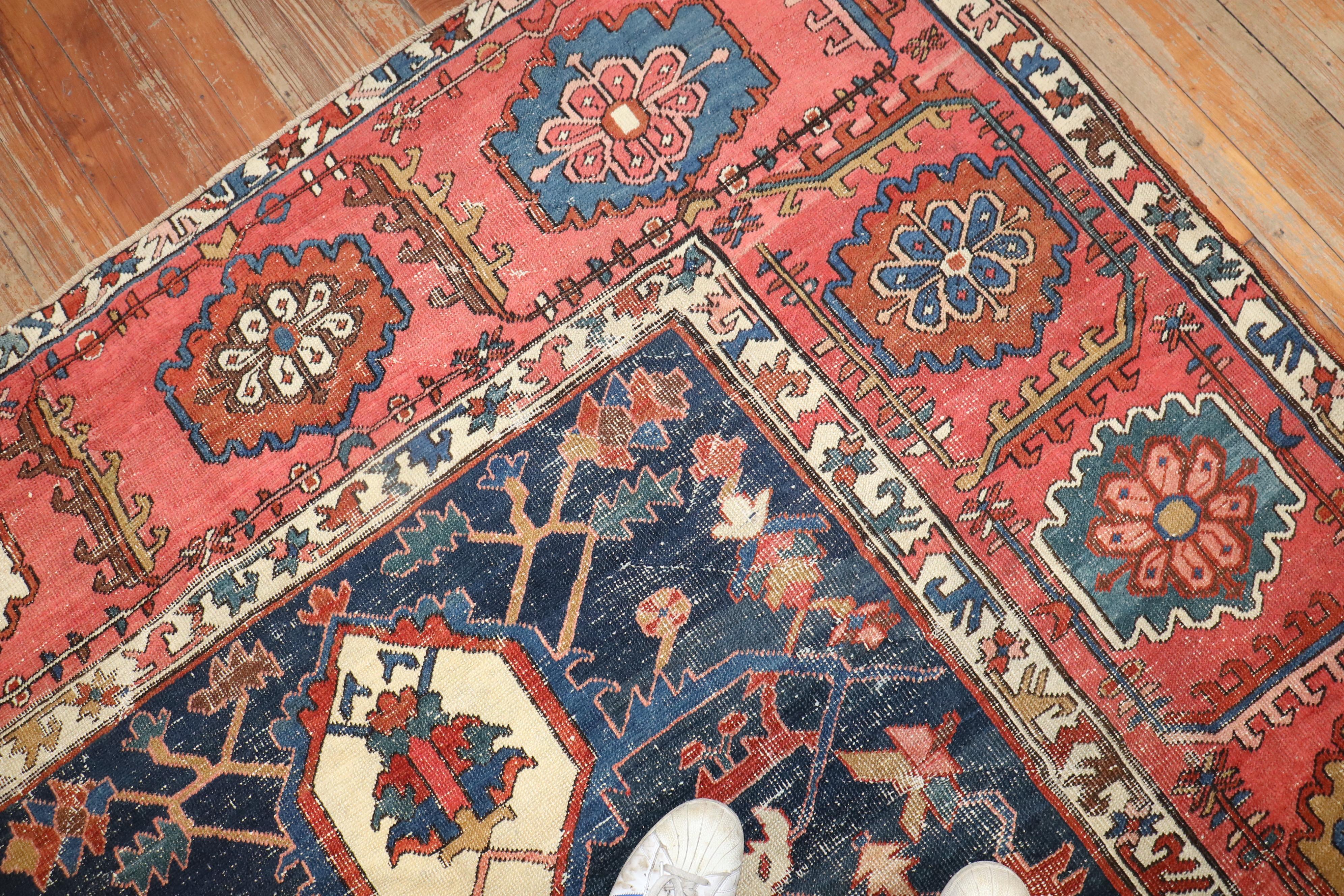 Persischer Heriz-Serapi-Teppich der Zabihi-Kollektion des 19. Jahrhunderts im Angebot 3
