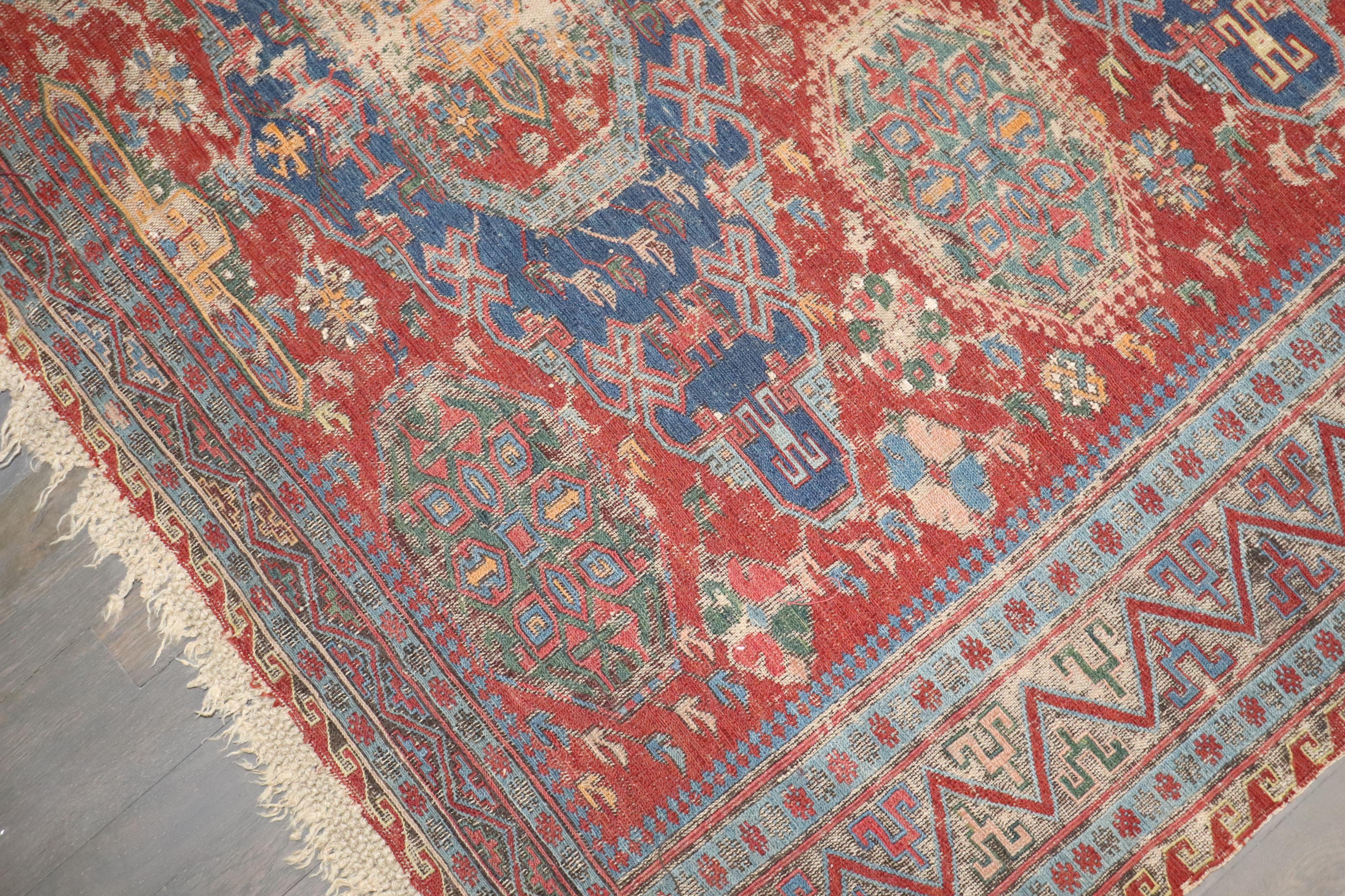 Laine Collection Zabihi du 19ème siècle porté Soumac caucasien ancien tissé à plat en vente