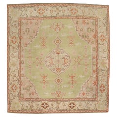 Zabihi Collection'S Tappeto quadrato Oushak antico del XX secolo, 6'7''x6'10''