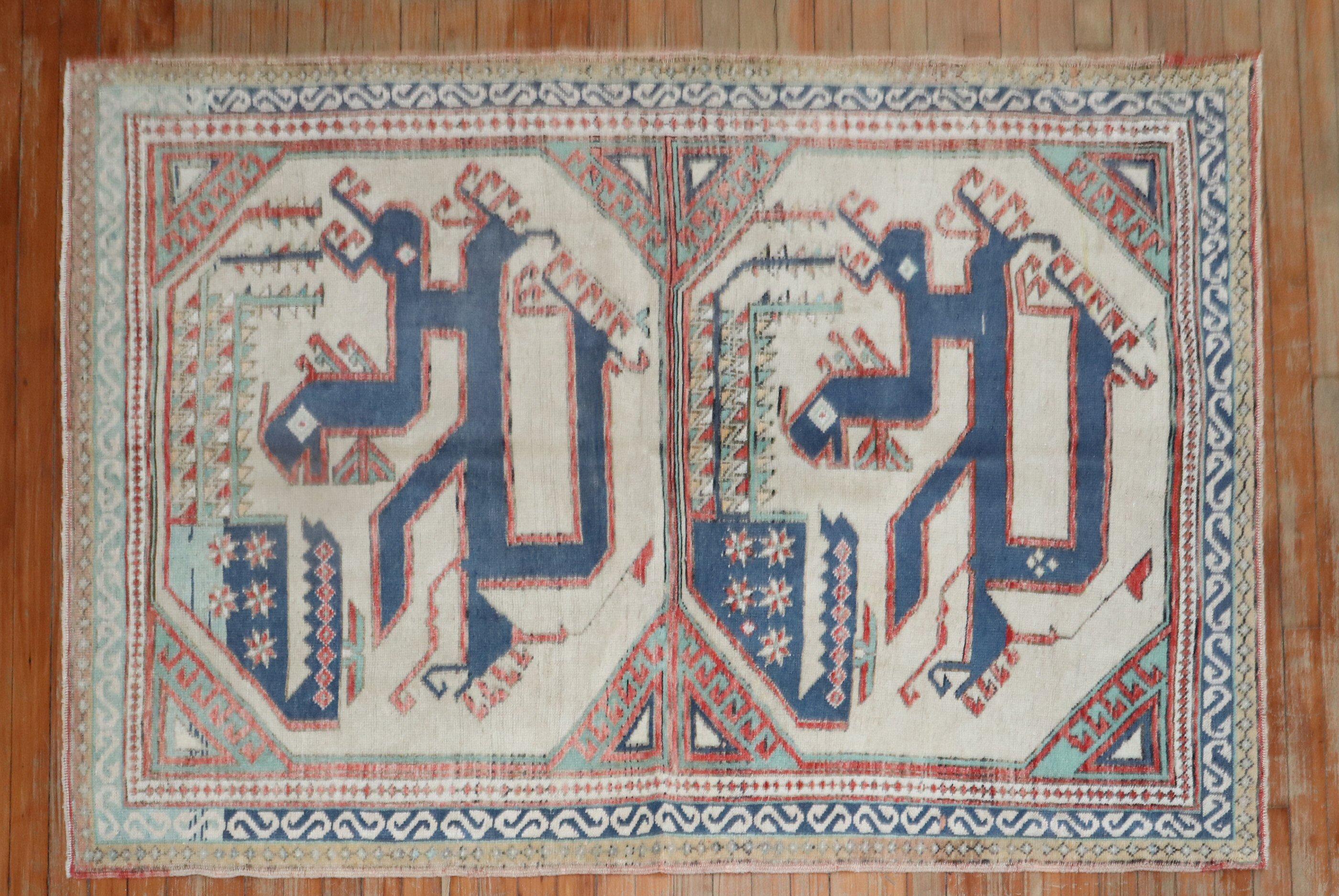 Lana Zabihi Collection Tappeto turco del 20° secolo con serpente strisciante anatolico in vendita