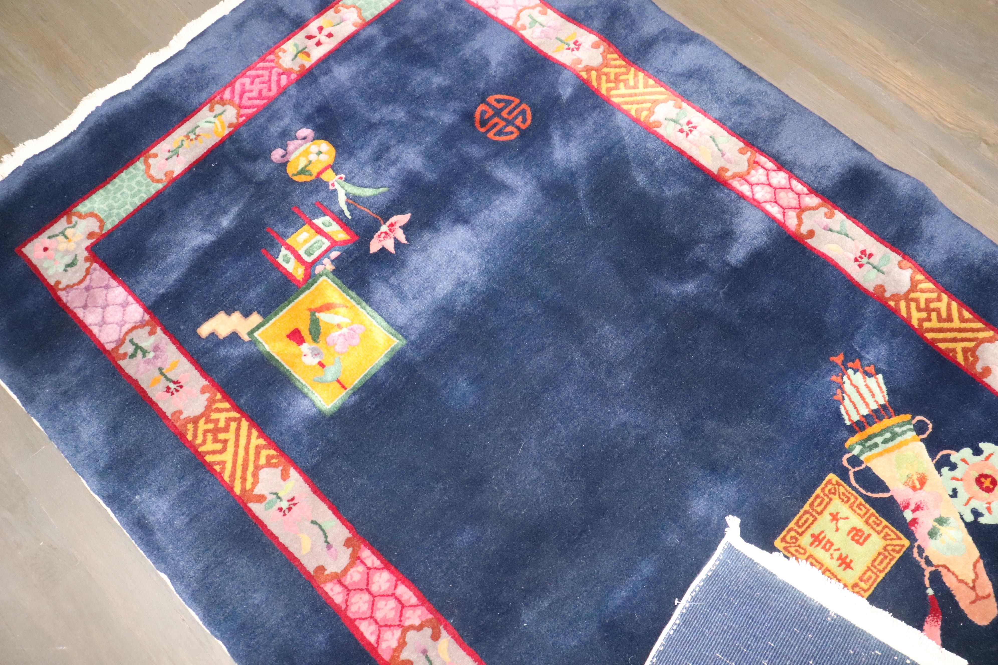 Zabihi Collection Sal, tapis d'accent chinois Art déco Life of Prosperity Bon état - En vente à New York, NY