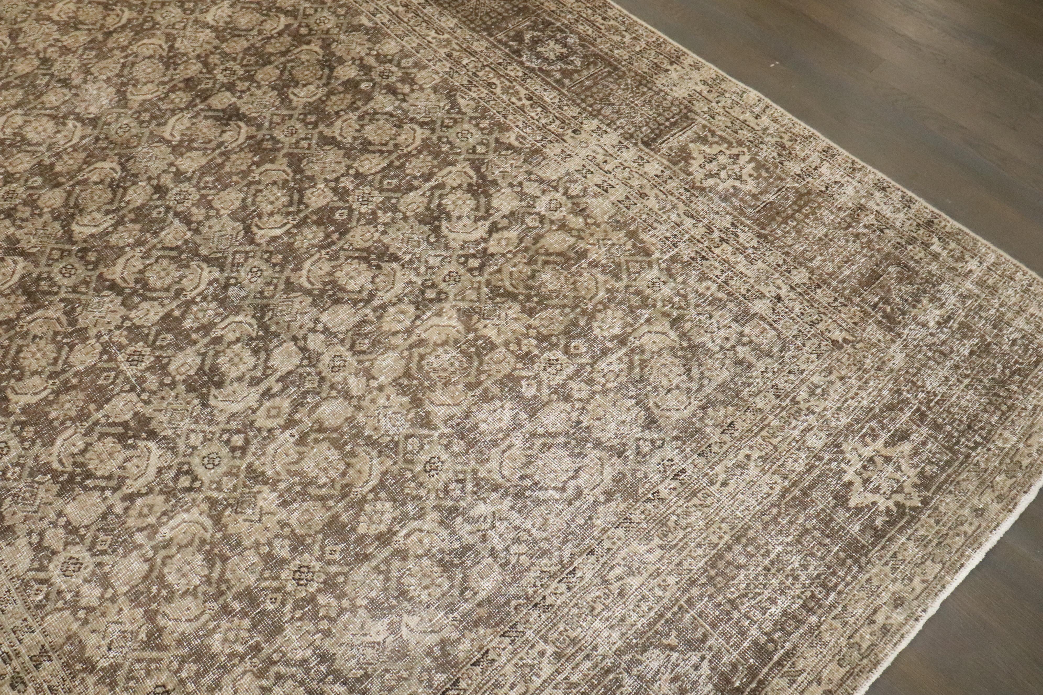 Tappeto Zabihi Collection Antique Brown Persian Tabriz Worn in vendita 7