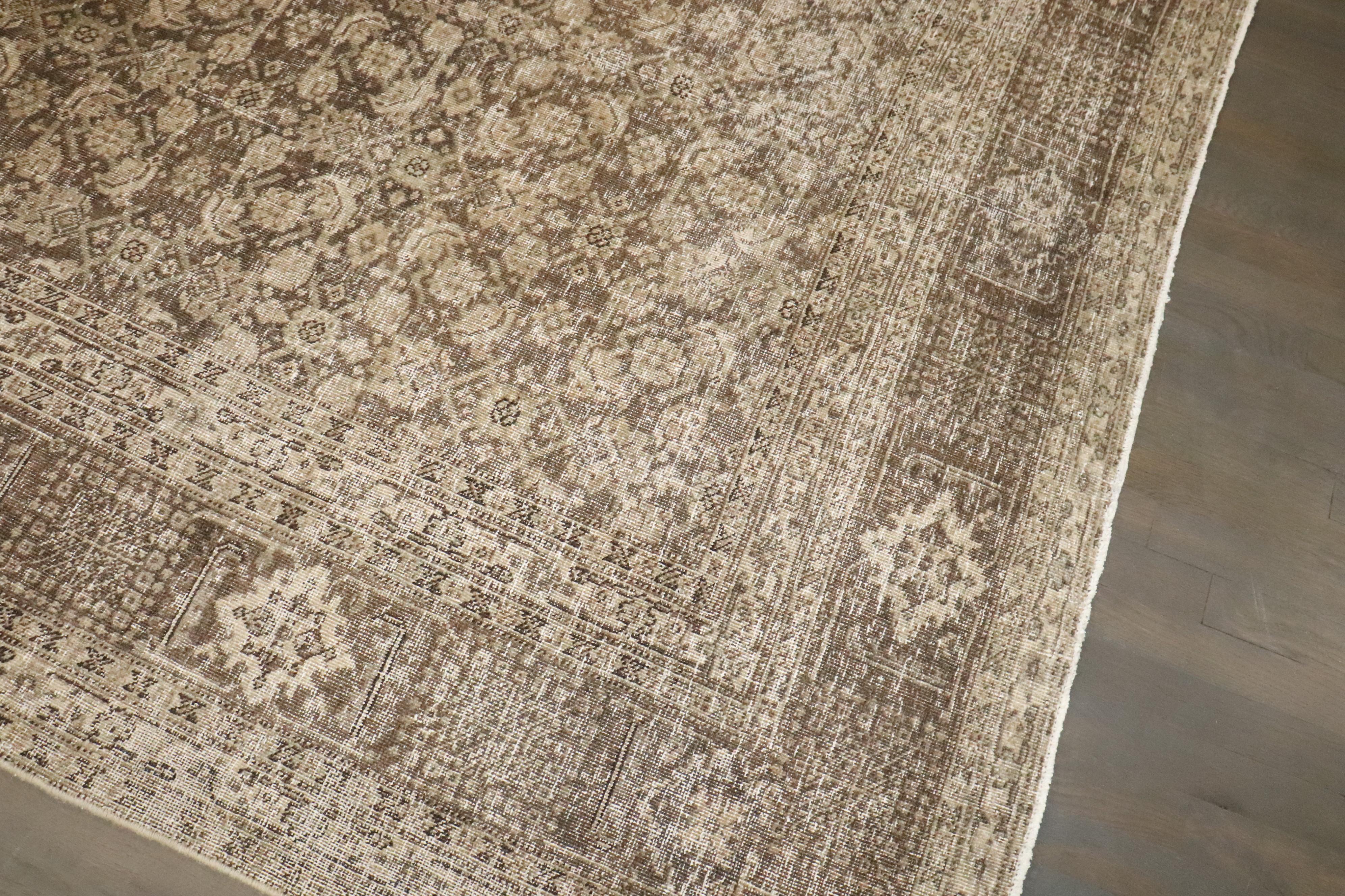 Tappeto Zabihi Collection Antique Brown Persian Tabriz Worn in vendita 8