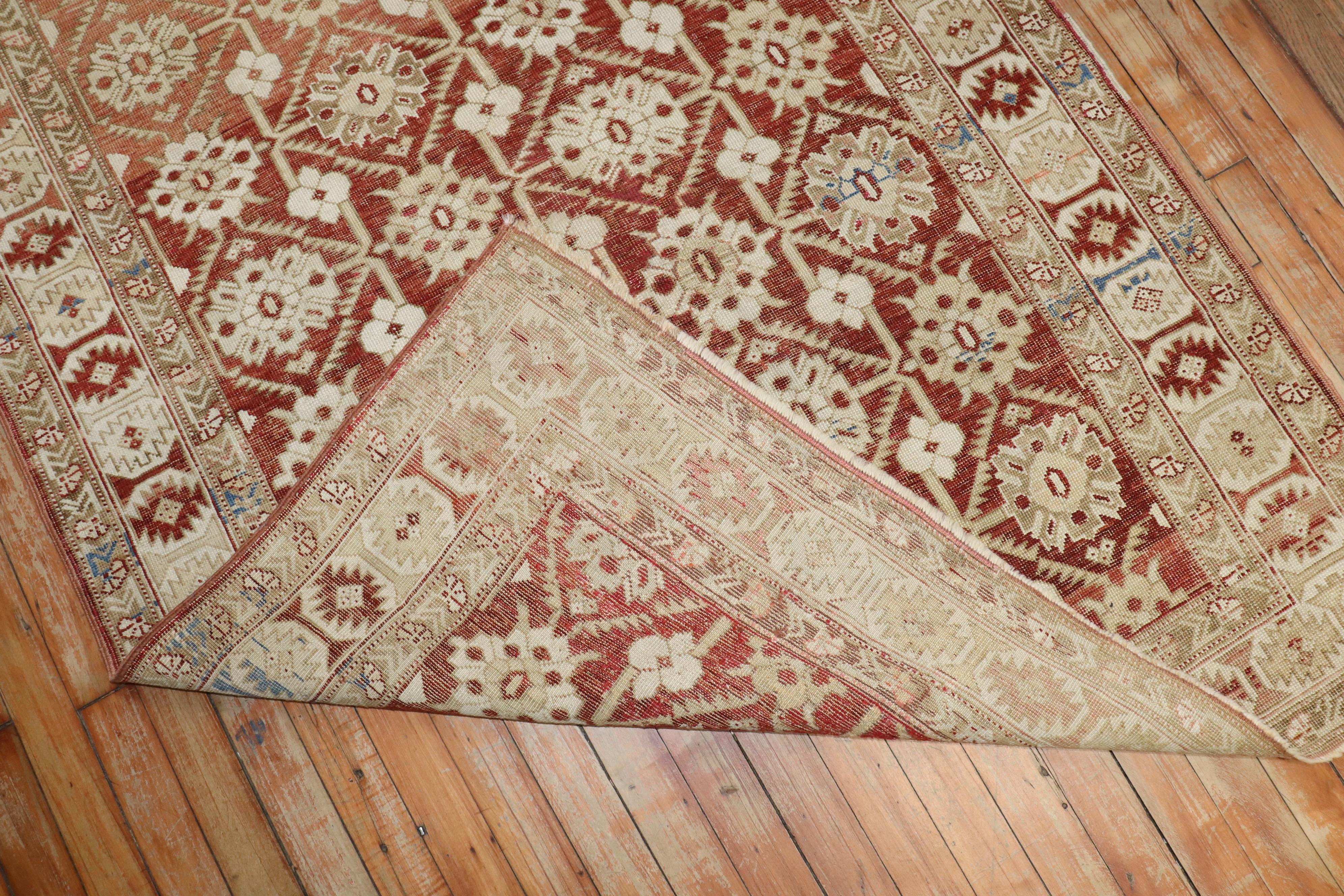 Tapis caucasien Shirvan de la fin du XIXe siècle

Détails
rug no.	j2891
taille	3' 8