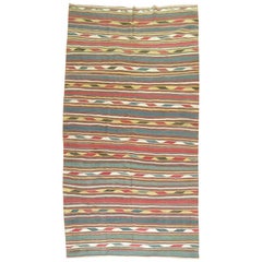 Zabihi-Kollektion: Antiker kaukasischer gestreifter Stammes-Kelim, 5'10'' x 10'1''