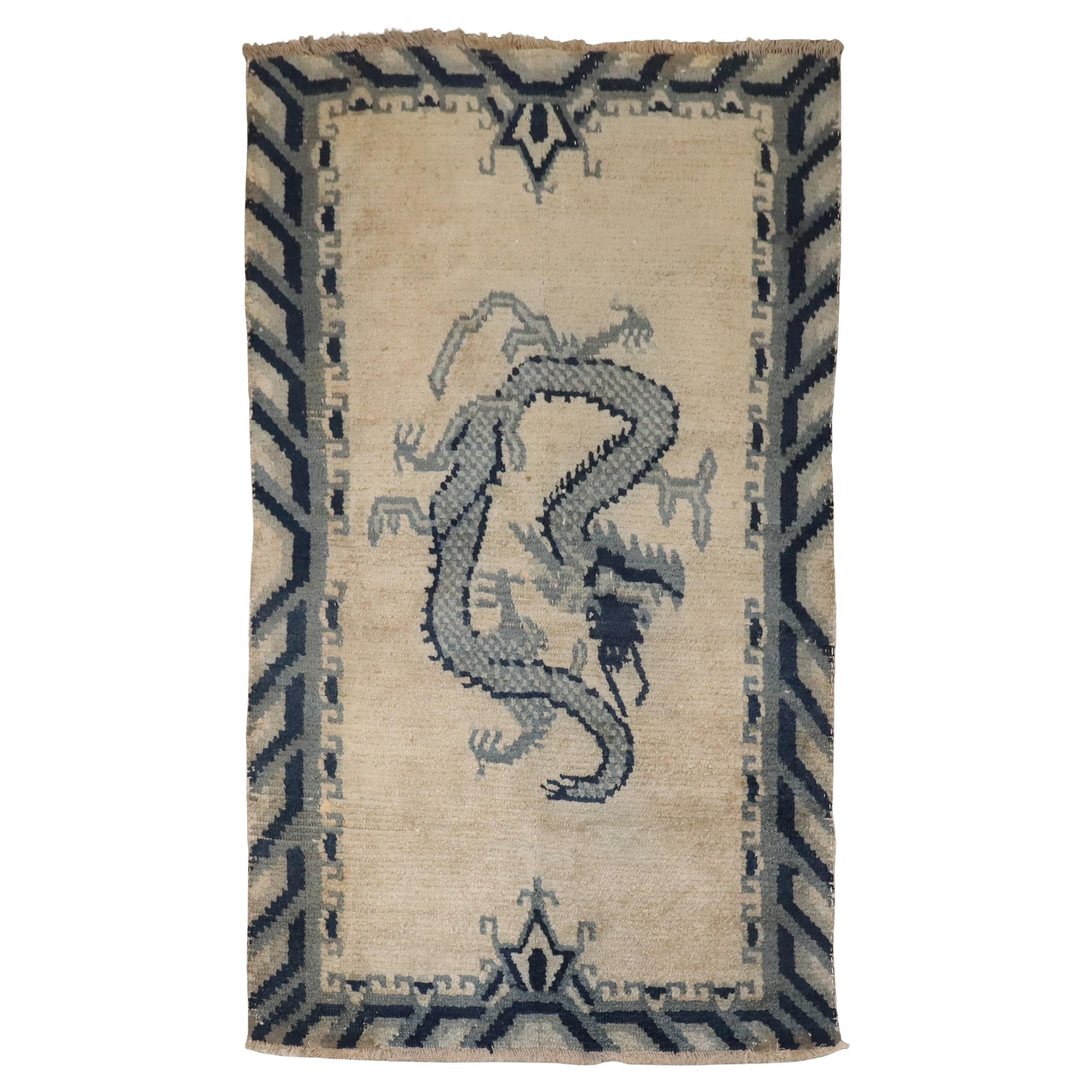 Colección Zabihi Alfombra Mongola Dragón Antiguo en venta