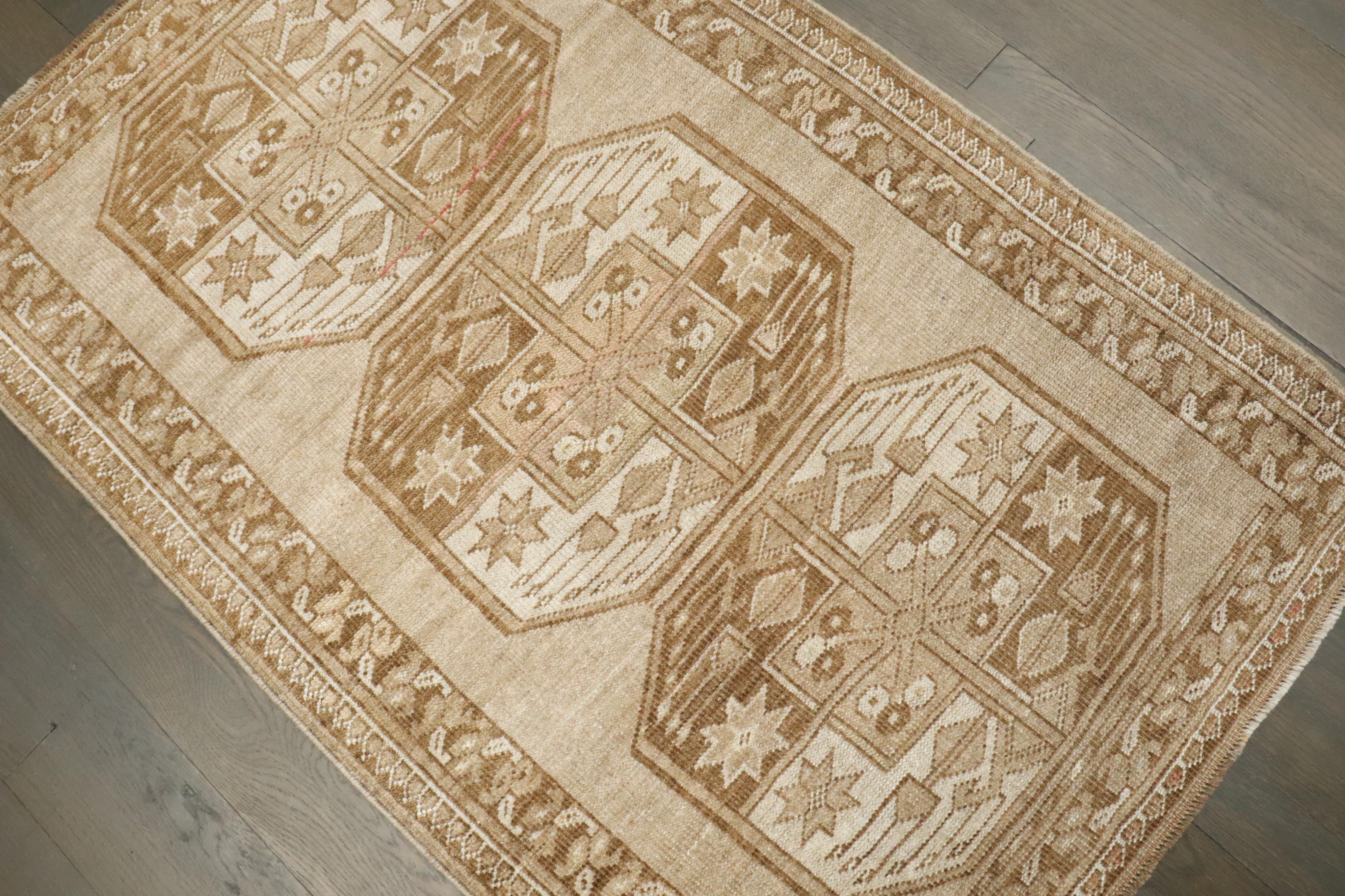 Zabihi Collection Antique Ersari Wurfmatten (Afghanisch) im Angebot