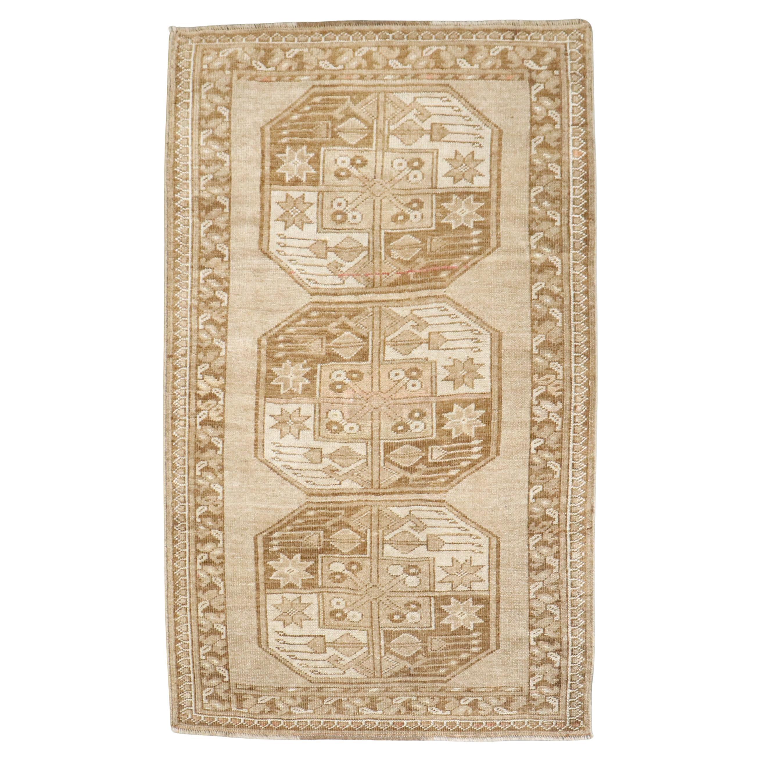 Zabihi Collection Antique Ersari Wurfmatten im Angebot