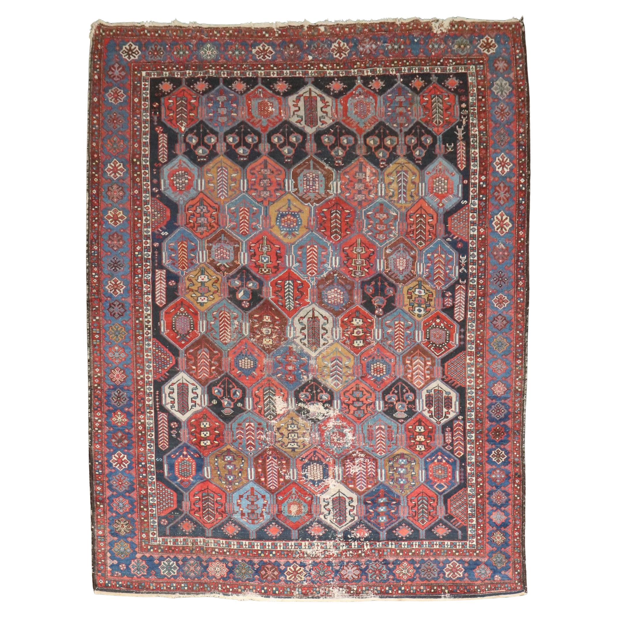 Zabihi Collection Antike Geometrische Persische Bakhtiari Getragene Teppich