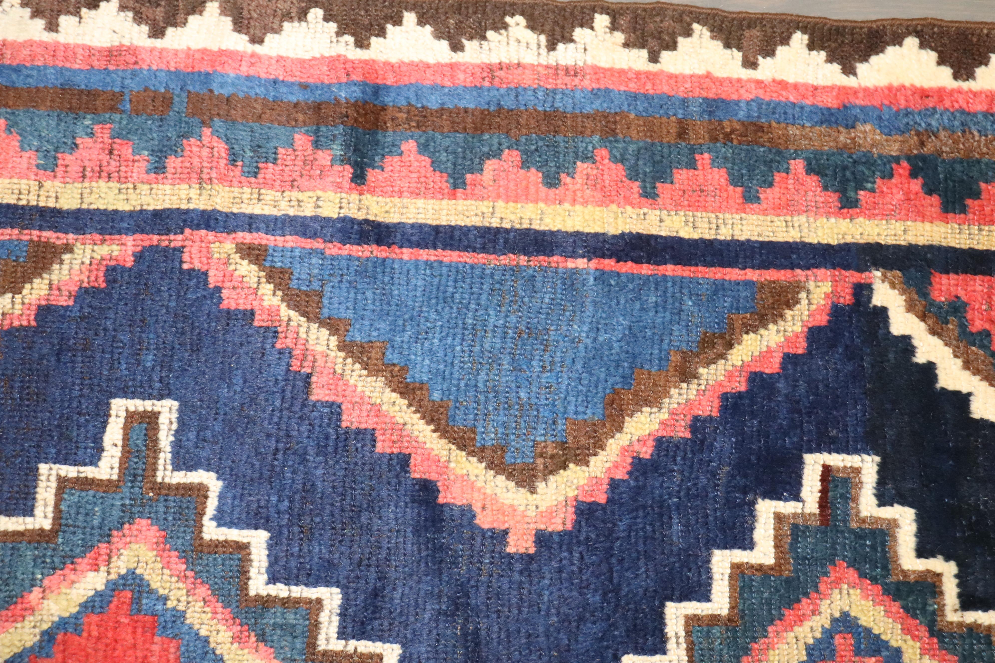 Antiker geometrischer persischer Gabbeh-Teppich der Zabihi-Kollektion (Persisch) im Angebot