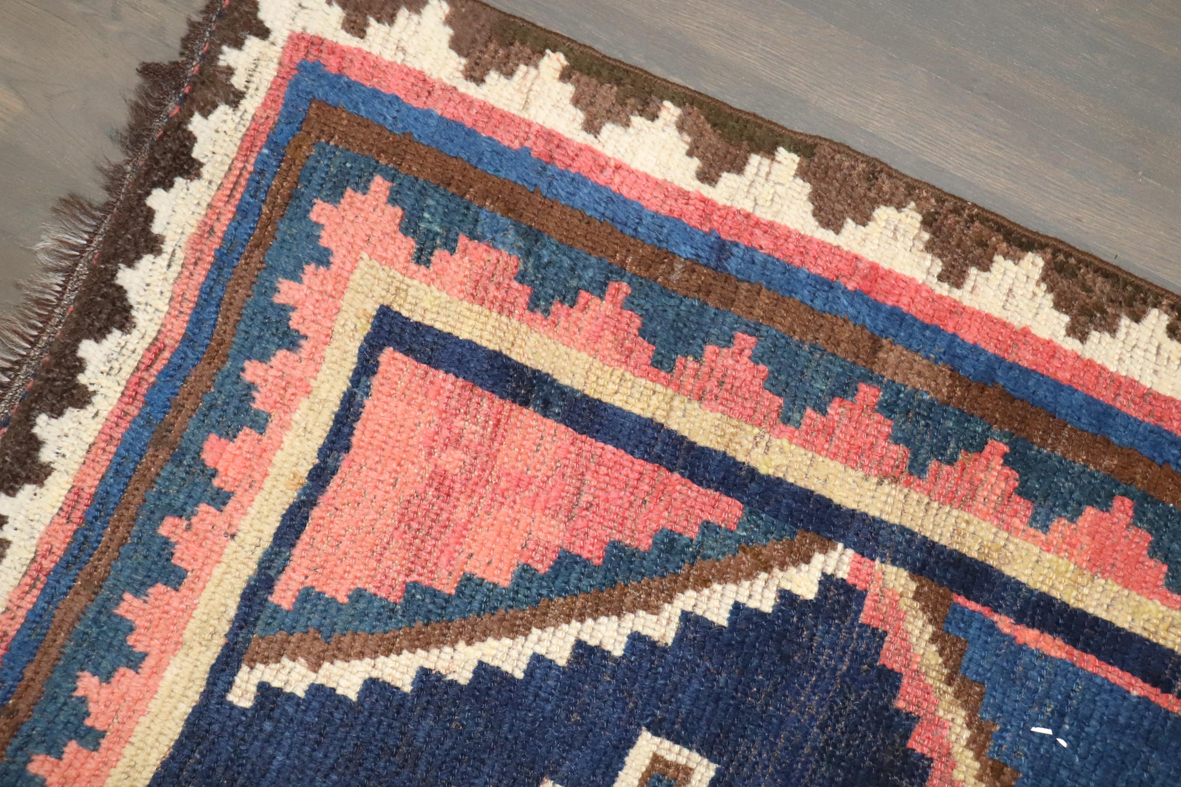 Antiker geometrischer persischer Gabbeh-Teppich der Zabihi-Kollektion (Handgeknüpft) im Angebot