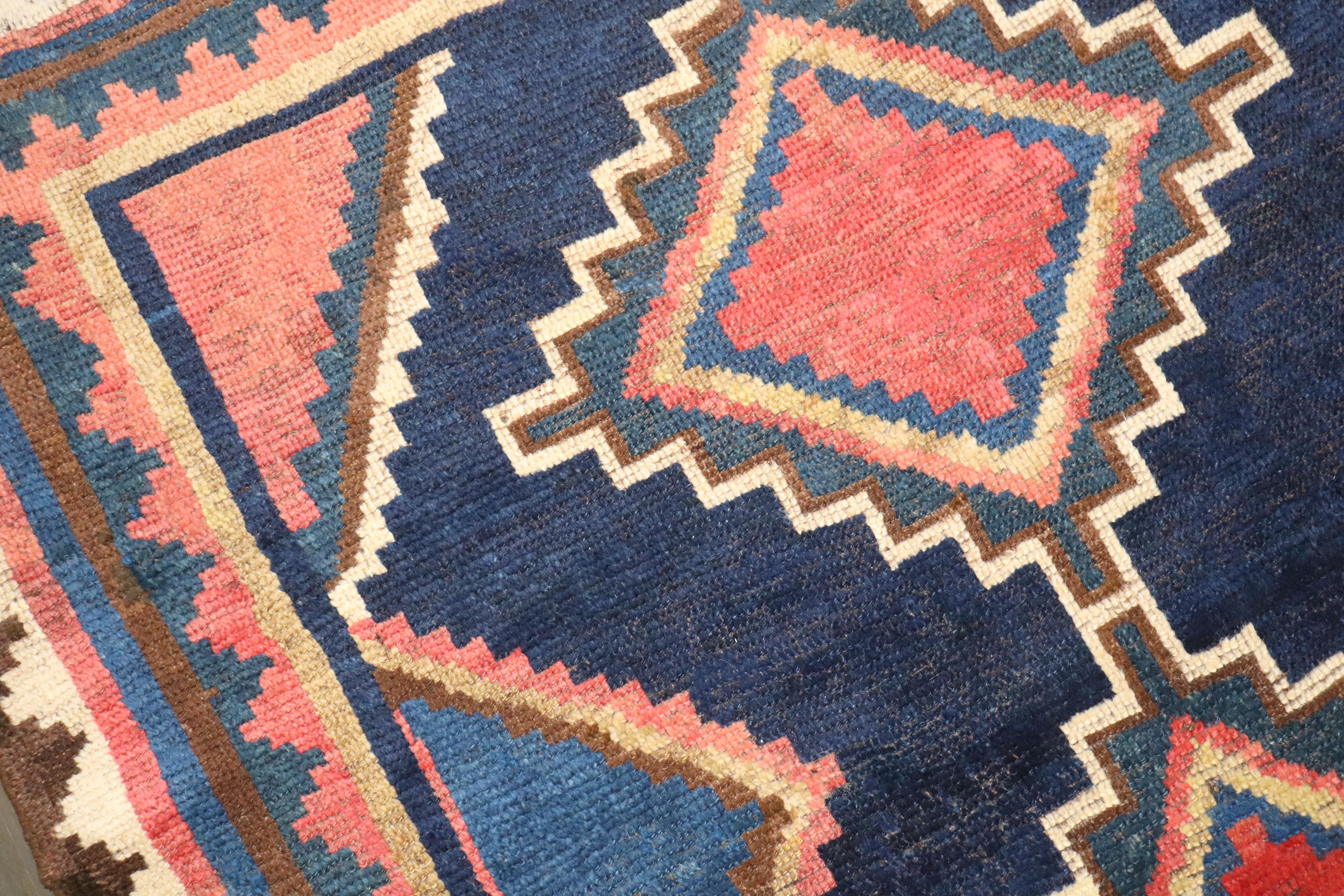 Antiker geometrischer persischer Gabbeh-Teppich der Zabihi-Kollektion (20. Jahrhundert) im Angebot