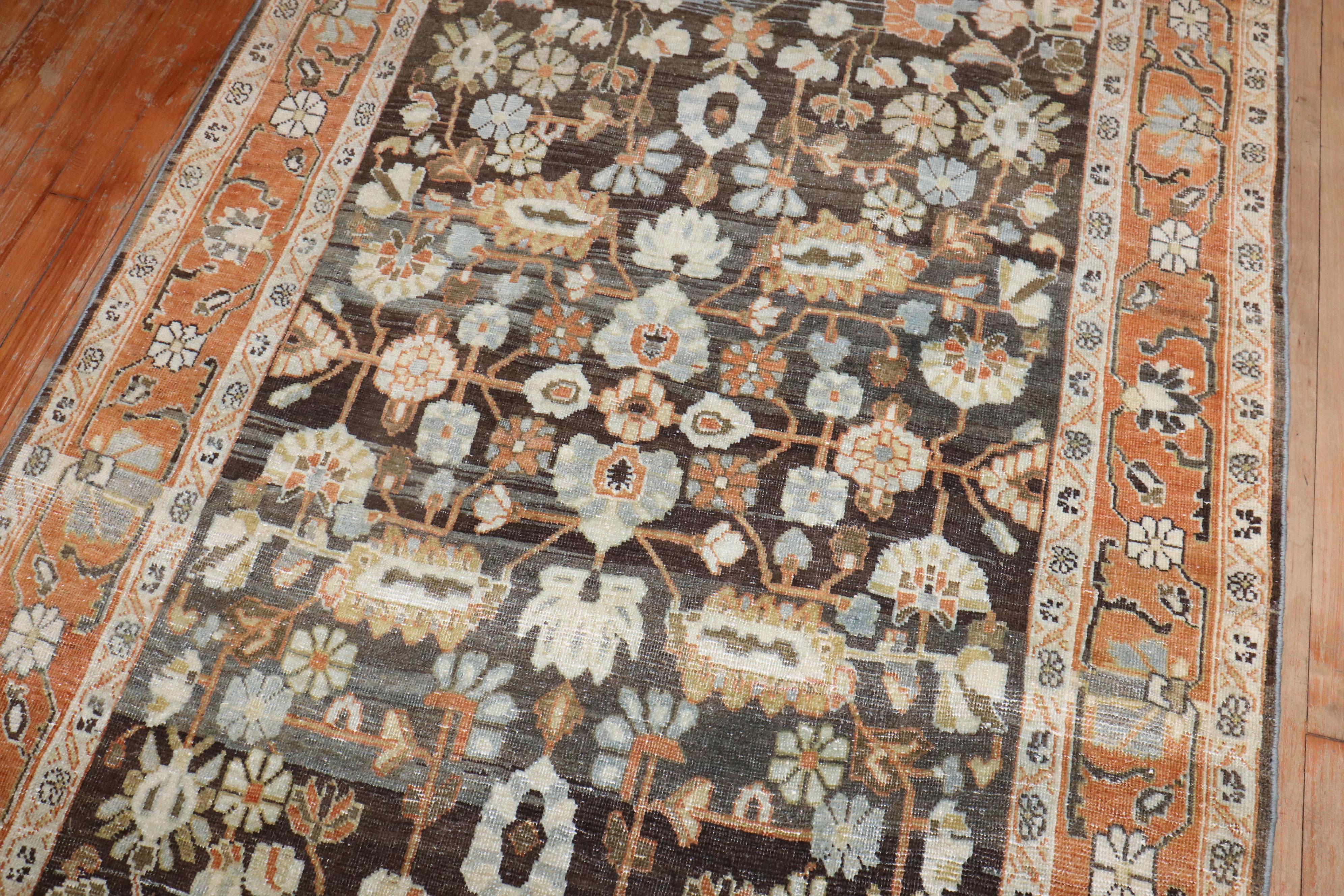 1920s Accent Size Persian sarouk rug in predominantly brown 
Rug no. j3259

Size 4' 5