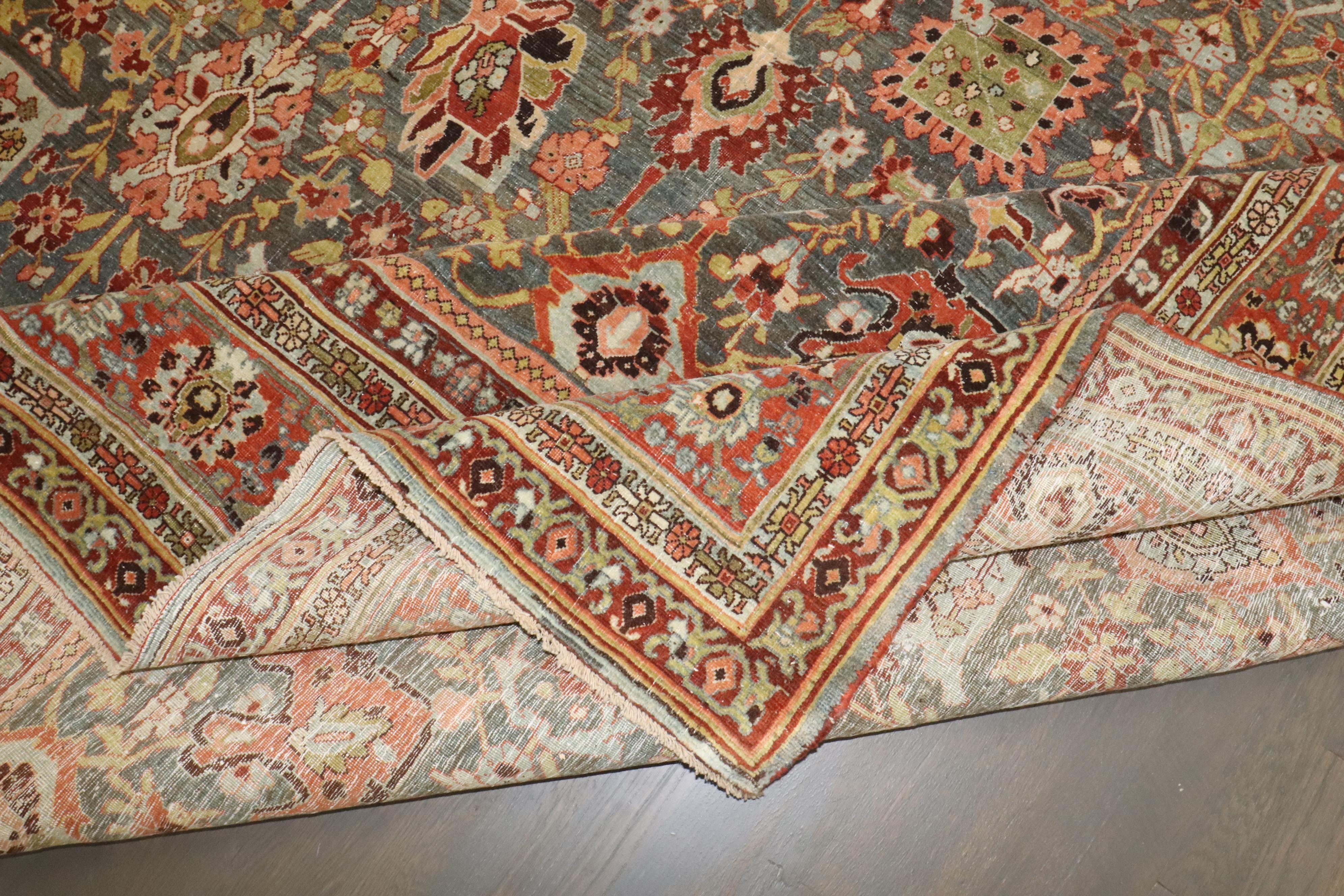 Zabihi Collection Antique Persian Bidjar Carpet en vente 3