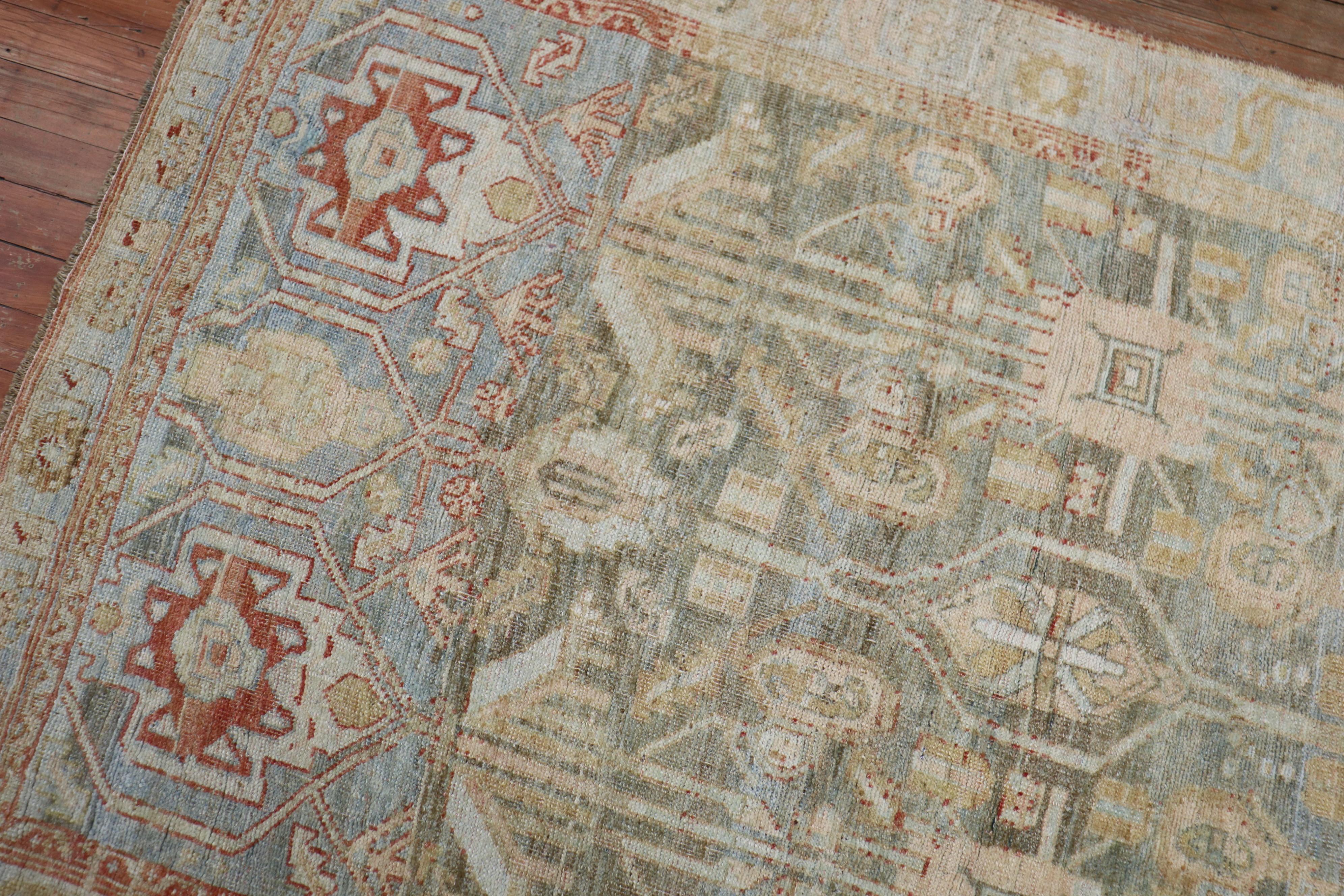 Perse Zabihi Collection Antique Persian Bidjar Carpet en vente