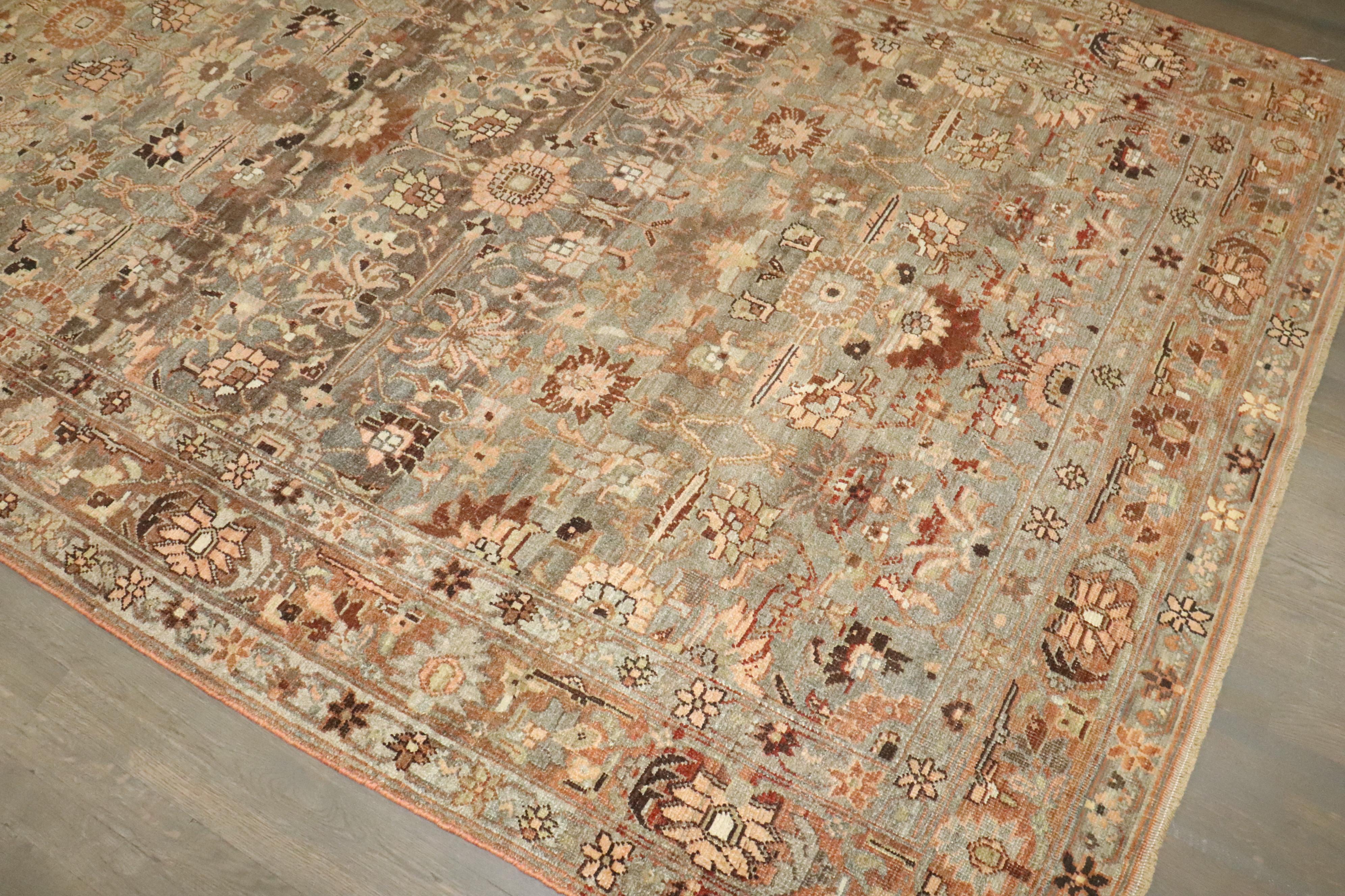 Zabihi Collectional Tappeto antico persiano Bidjar Rare Size Wide Corridor Rug in vendita 1