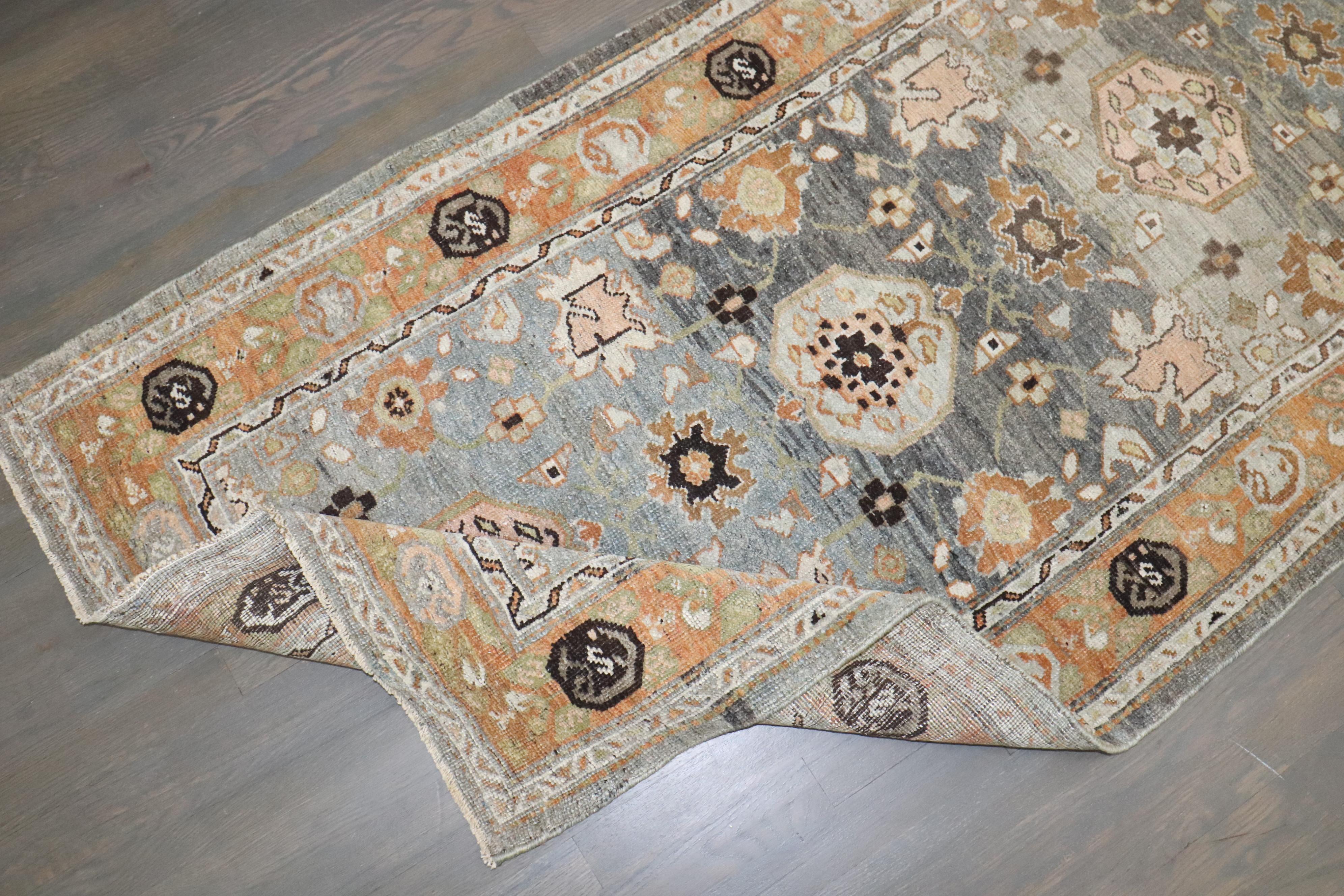 Description
An early 20th-century Persian Bidjar Runner

Details
rug no.	j4498
size	3' 2