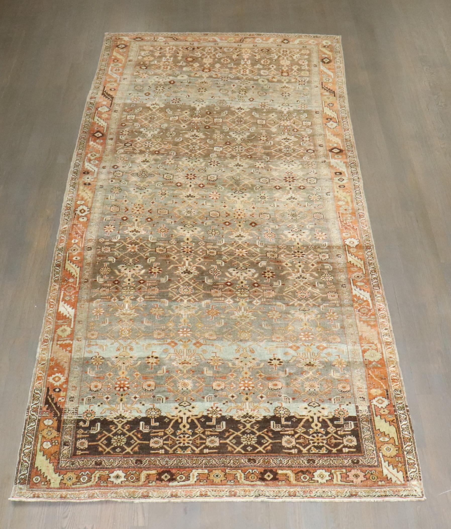 Tapis Bidjar persan ancien de la collection Zabihi en vente 2